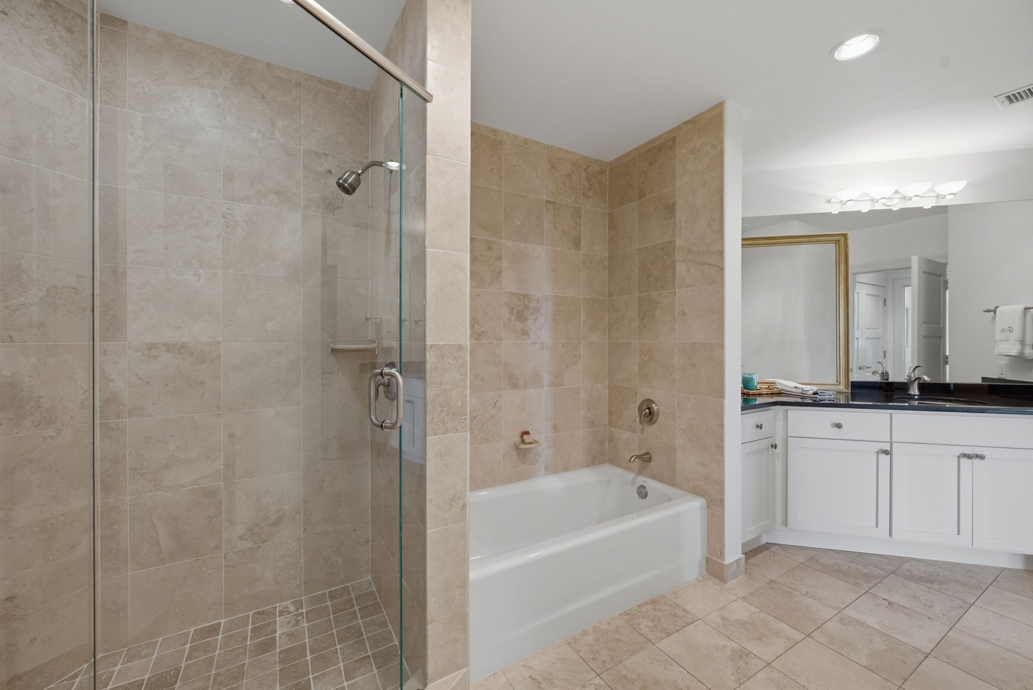 110 31st Ave N Unit: 303