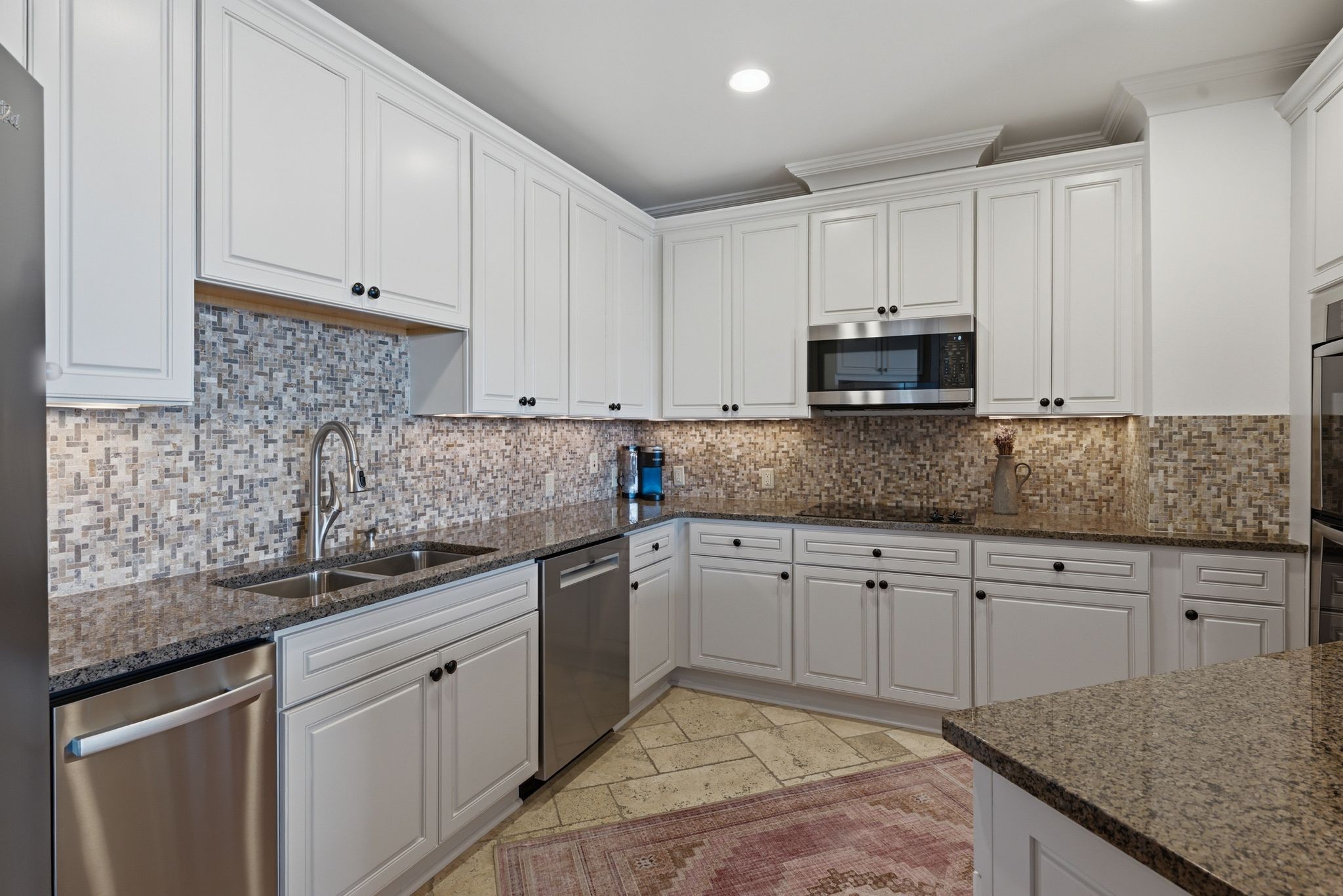 110 31st Ave N Unit: 303