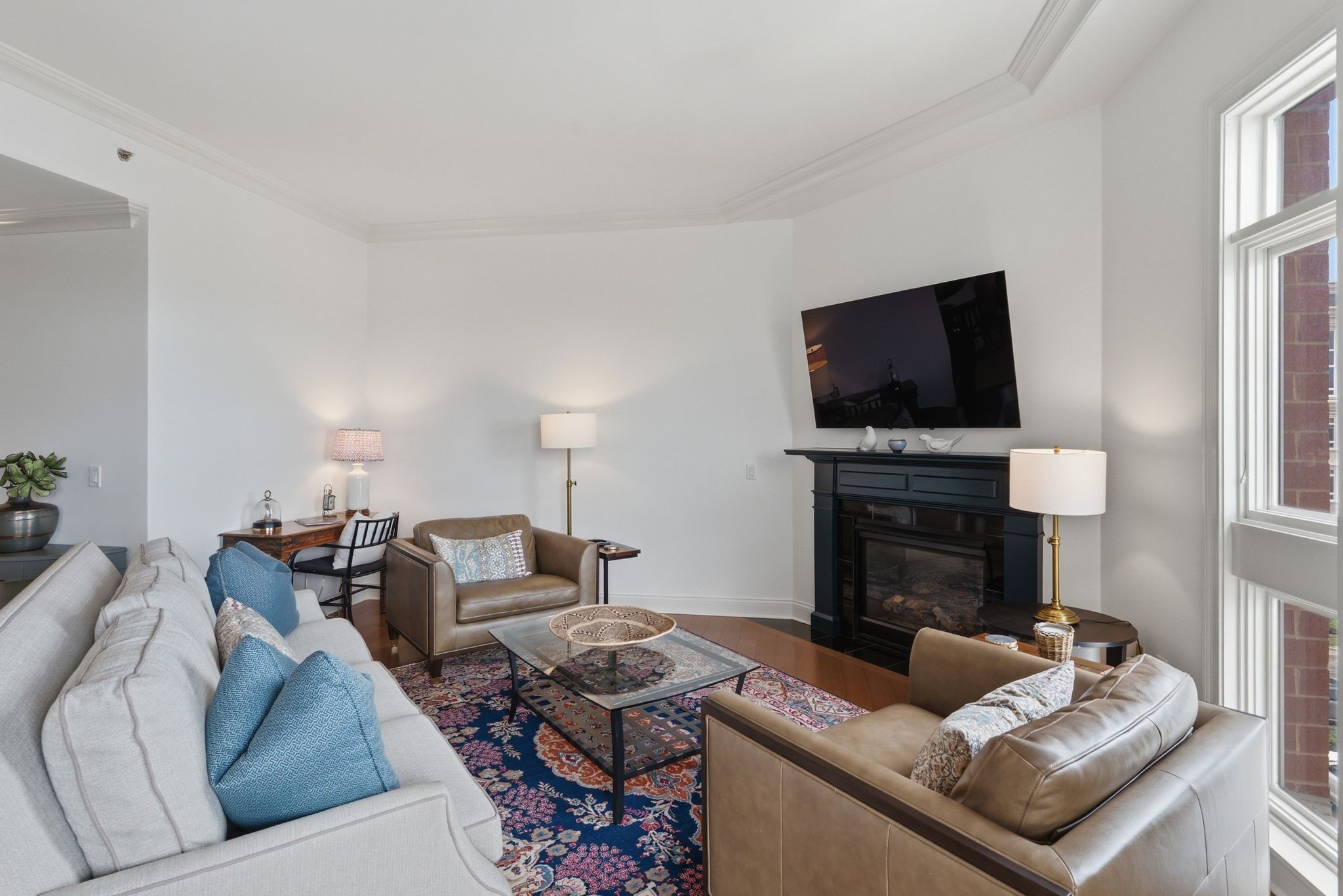 110 31st Ave N Unit: 303
