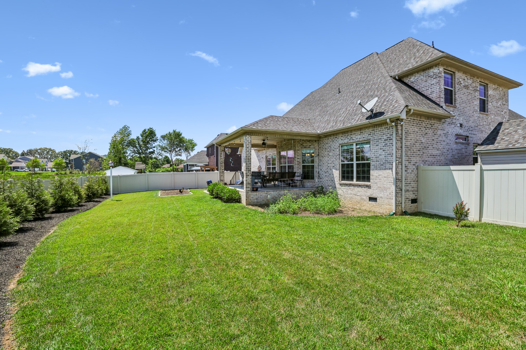 4519 Smitty Dr