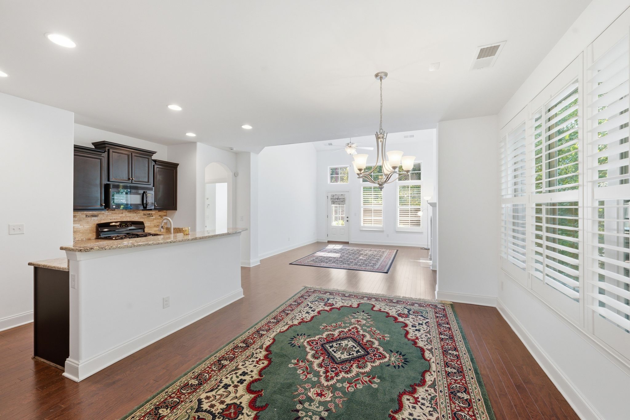 918 Silkwood Cir