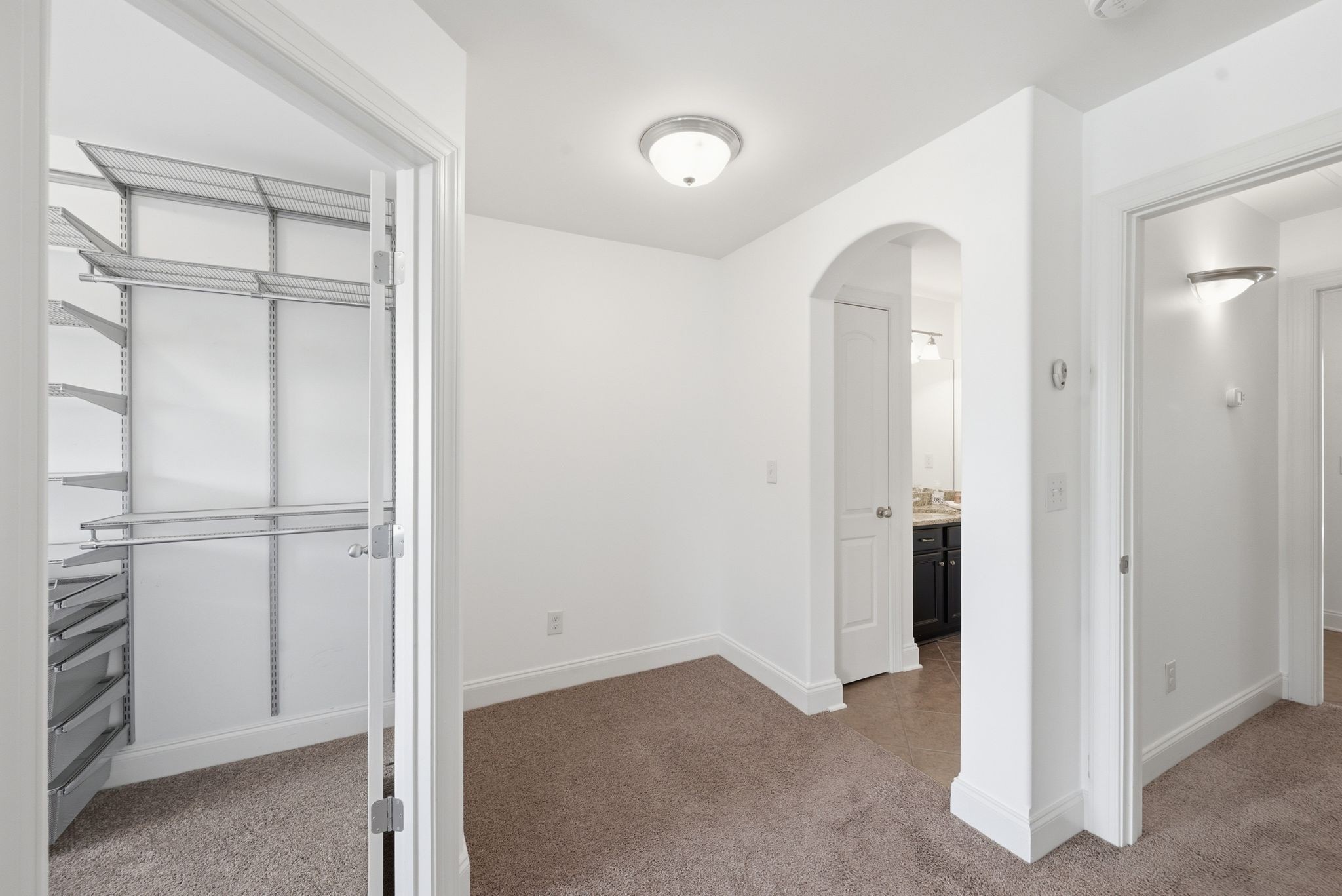 918 Silkwood Cir