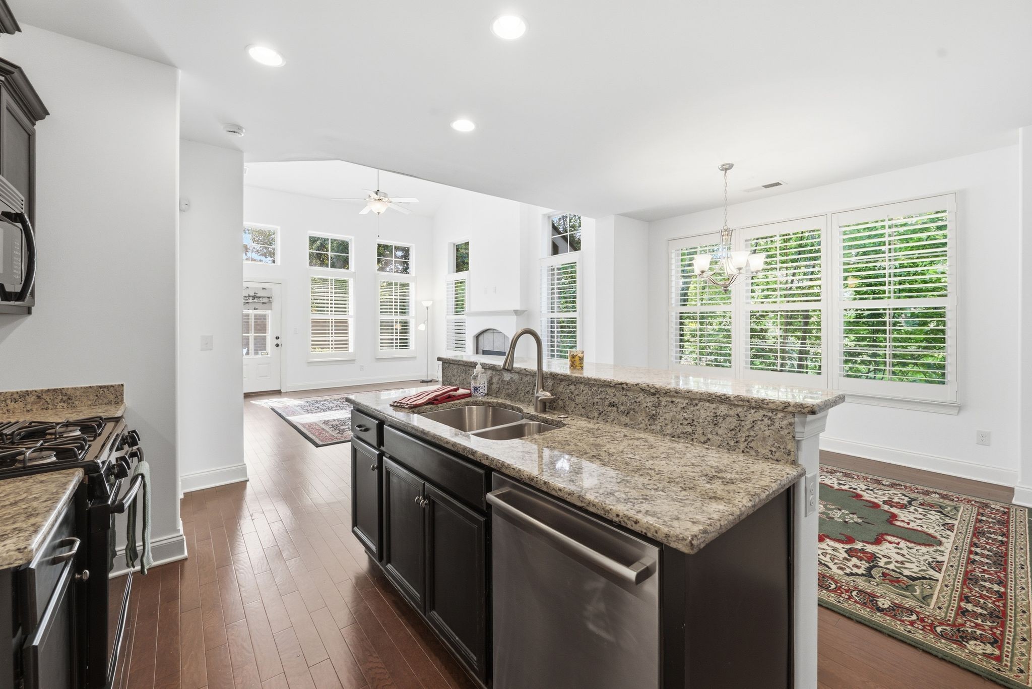 918 Silkwood Cir