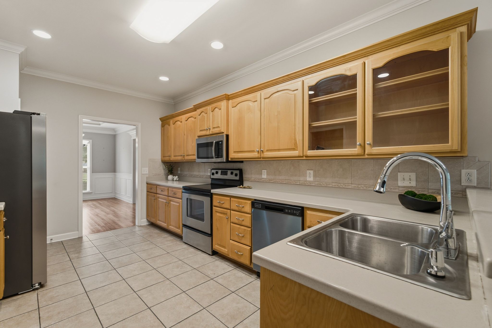 1939 Cliffview Ct