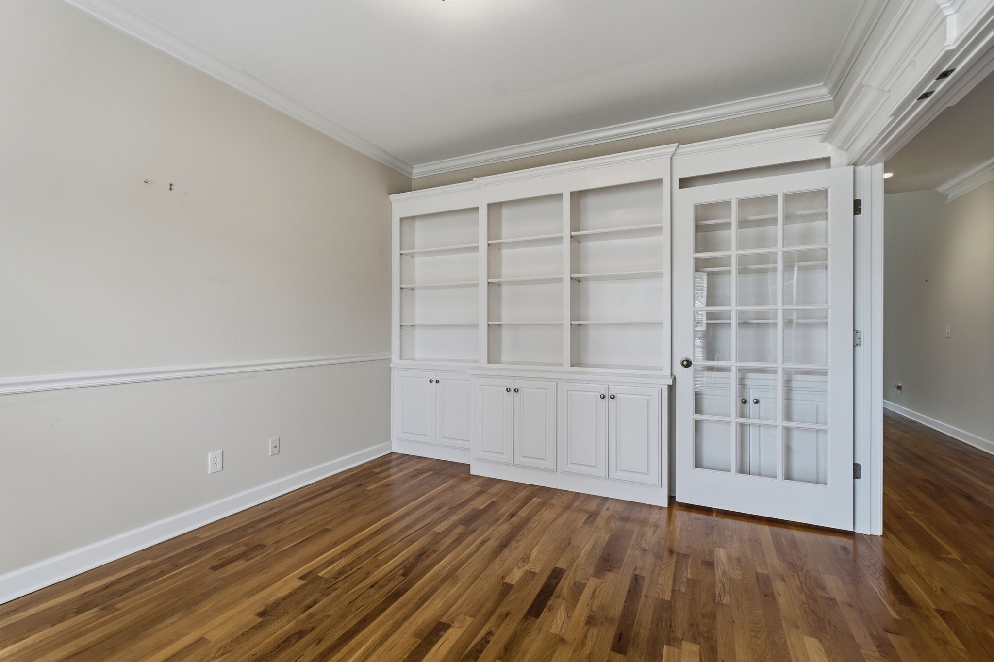 1939 Cliffview Ct