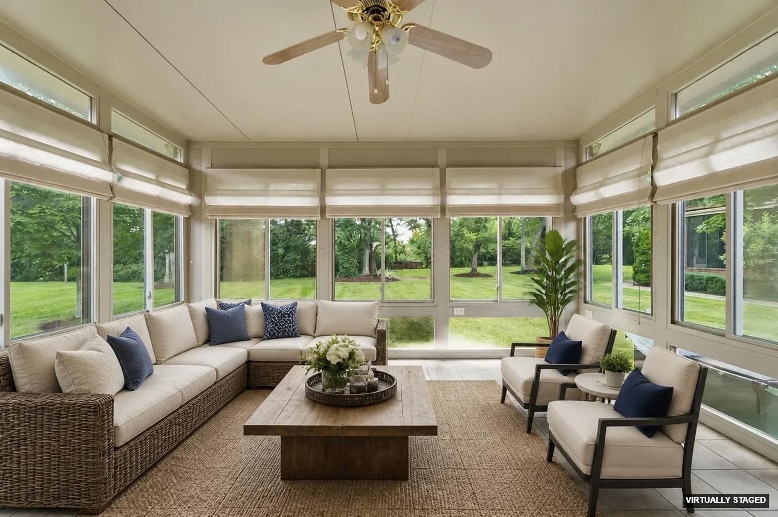 1939 Cliffview Ct