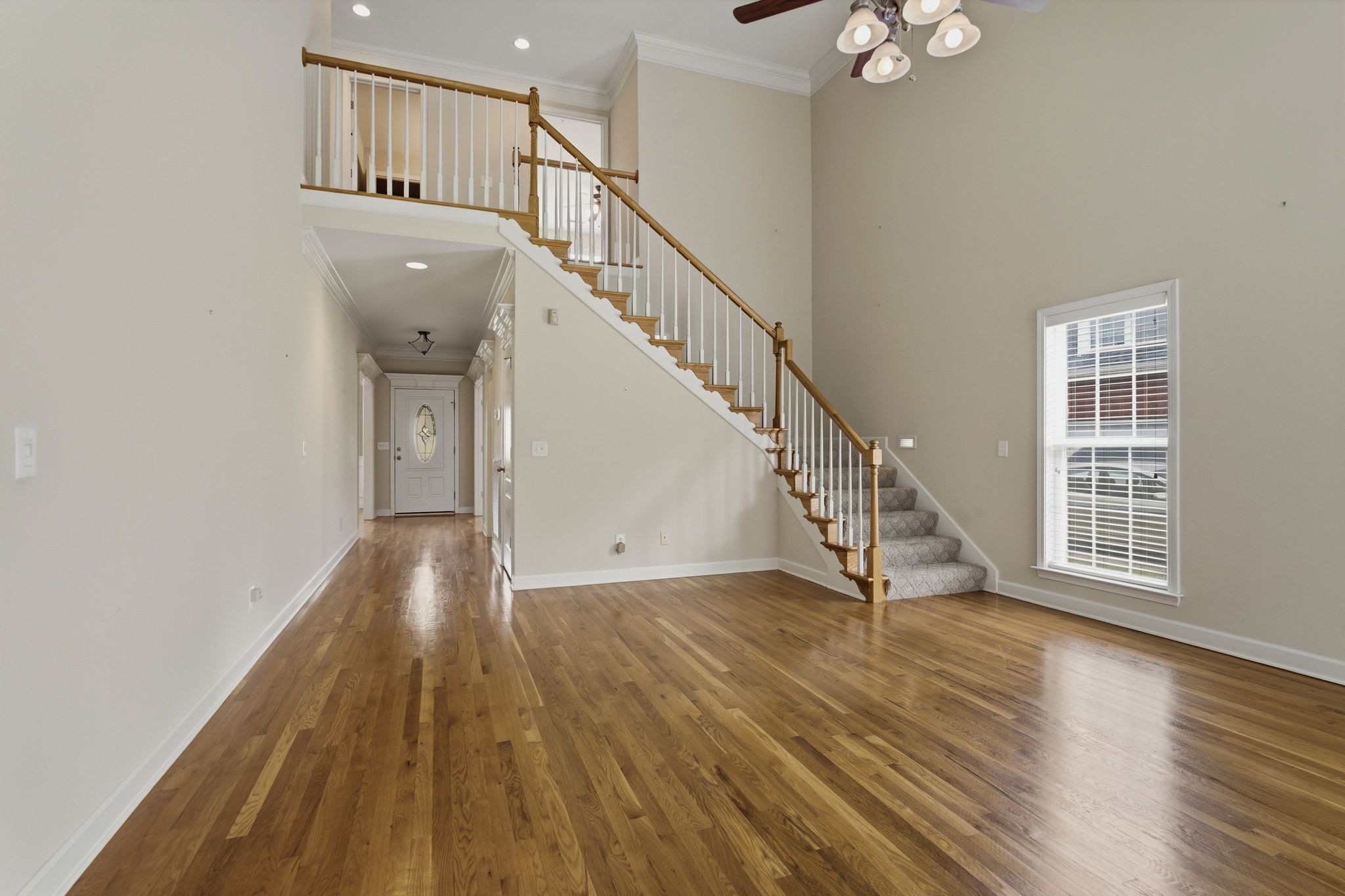 1939 Cliffview Ct