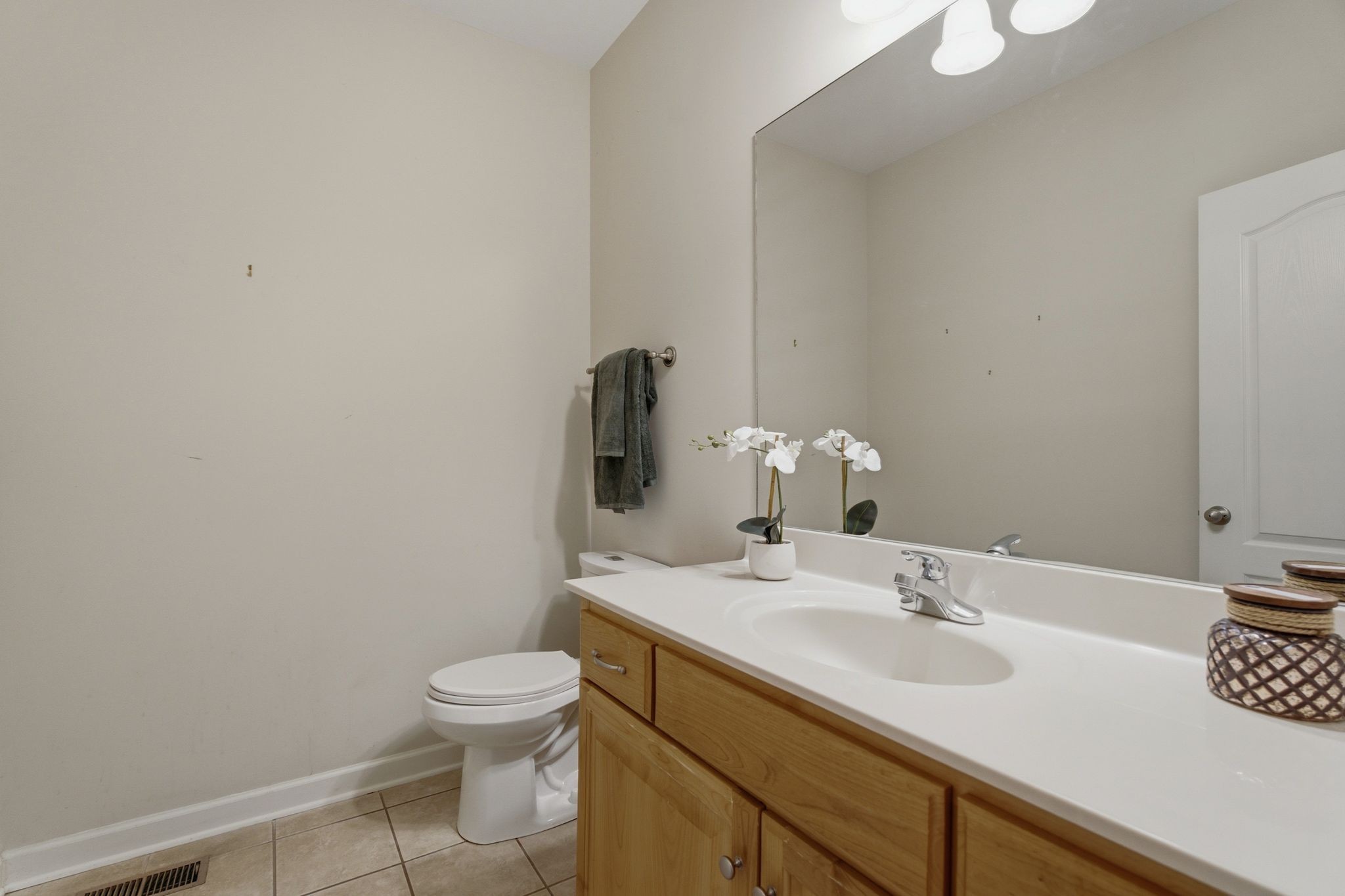 1939 Cliffview Ct
