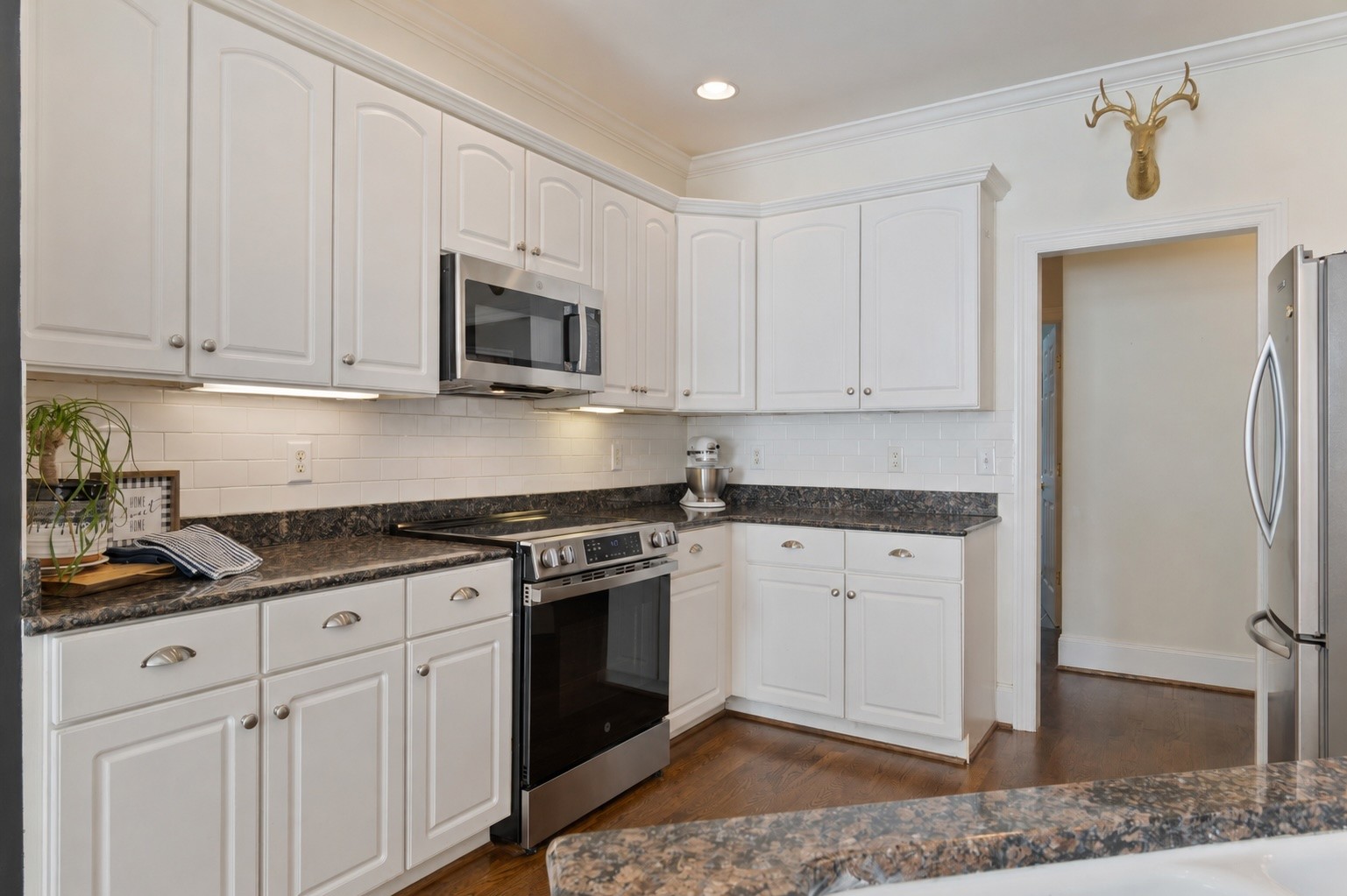 257 Noah Dr