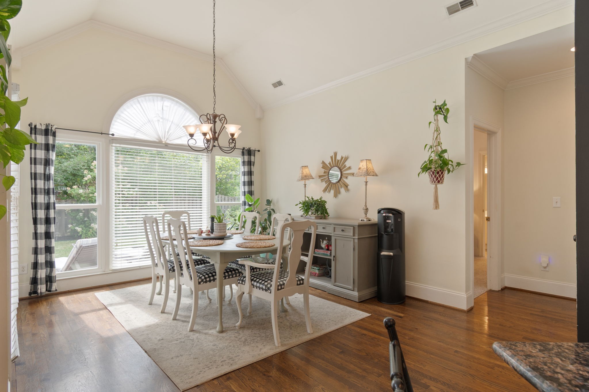 257 Noah Dr