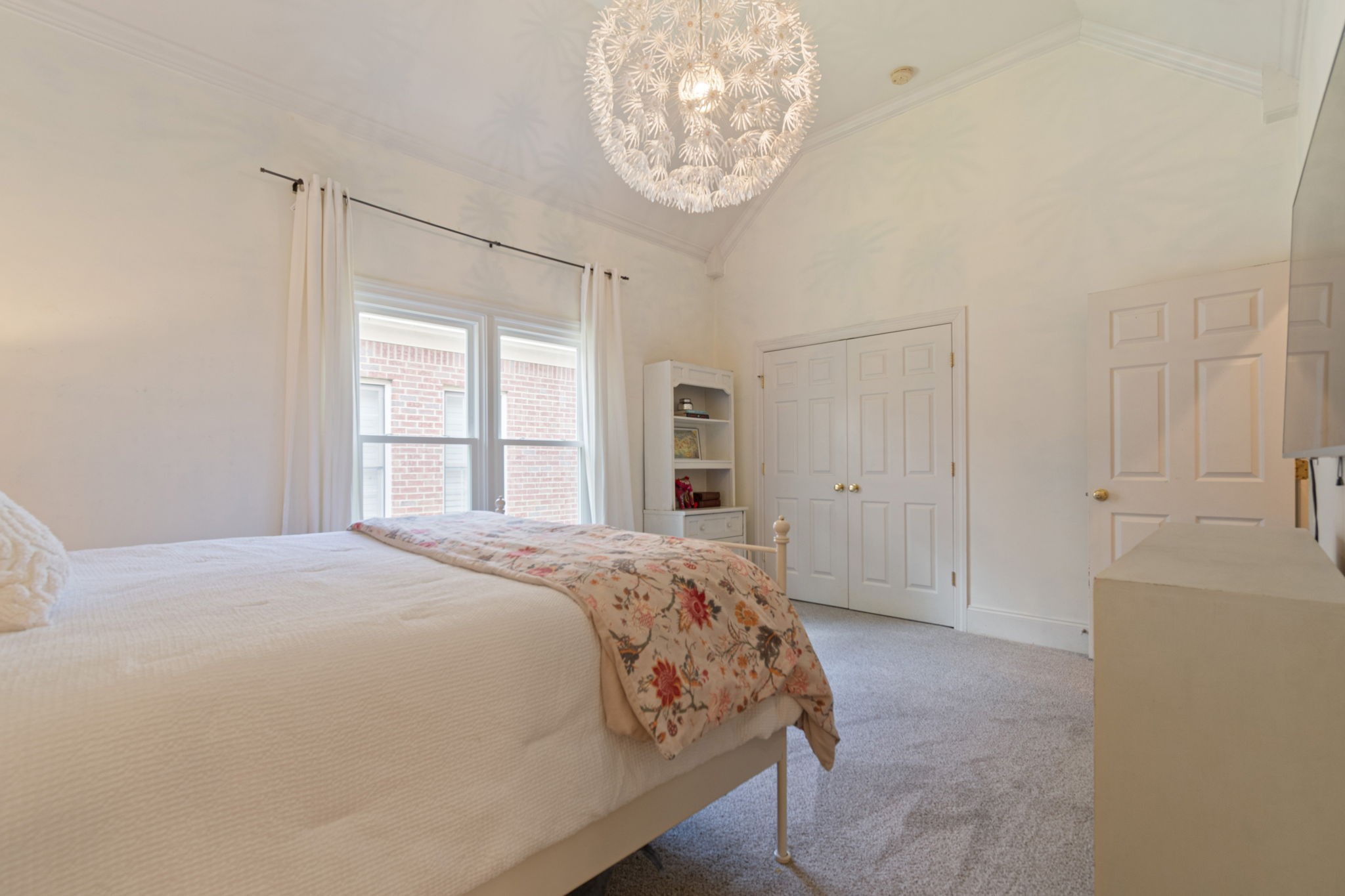 257 Noah Dr