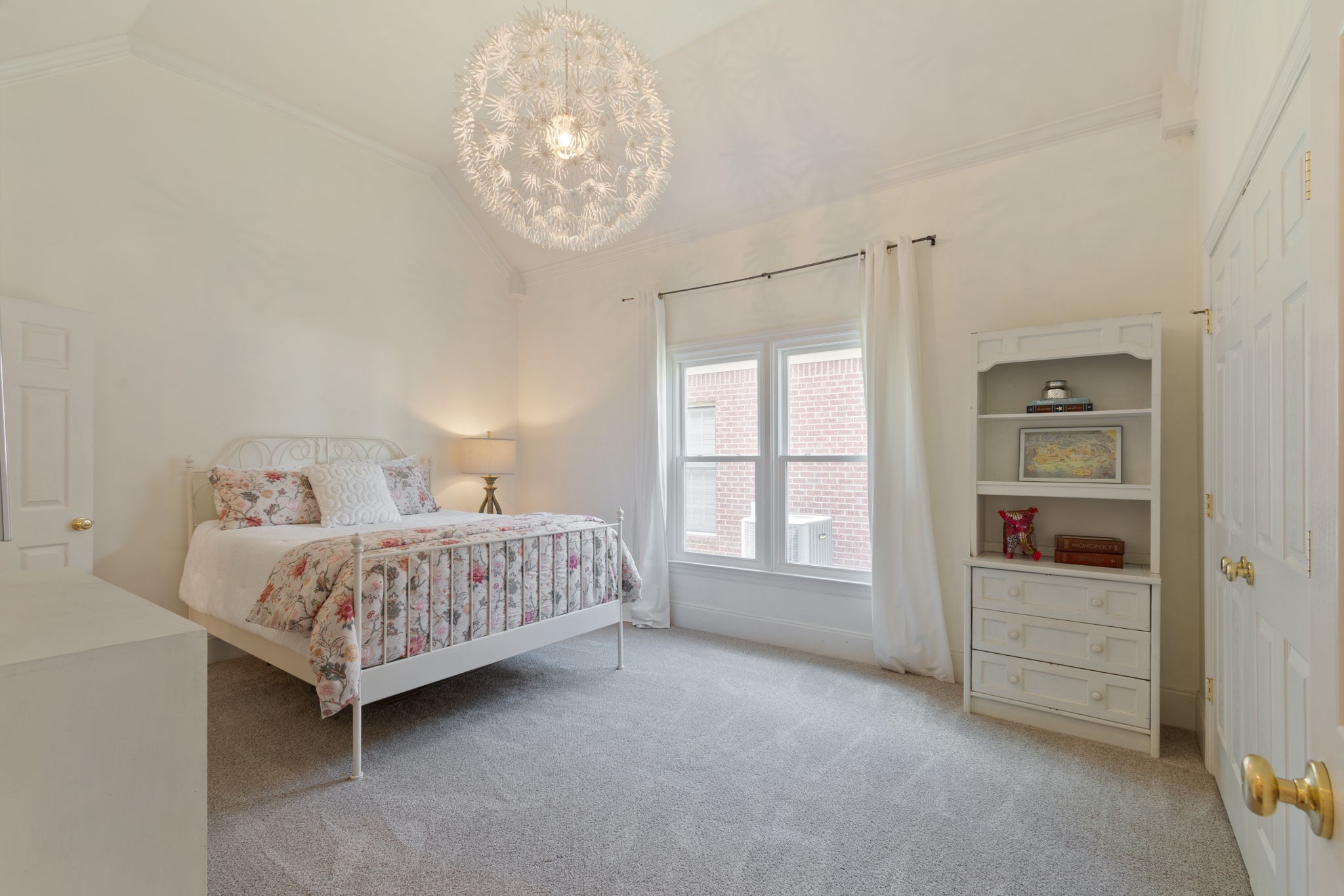 257 Noah Dr