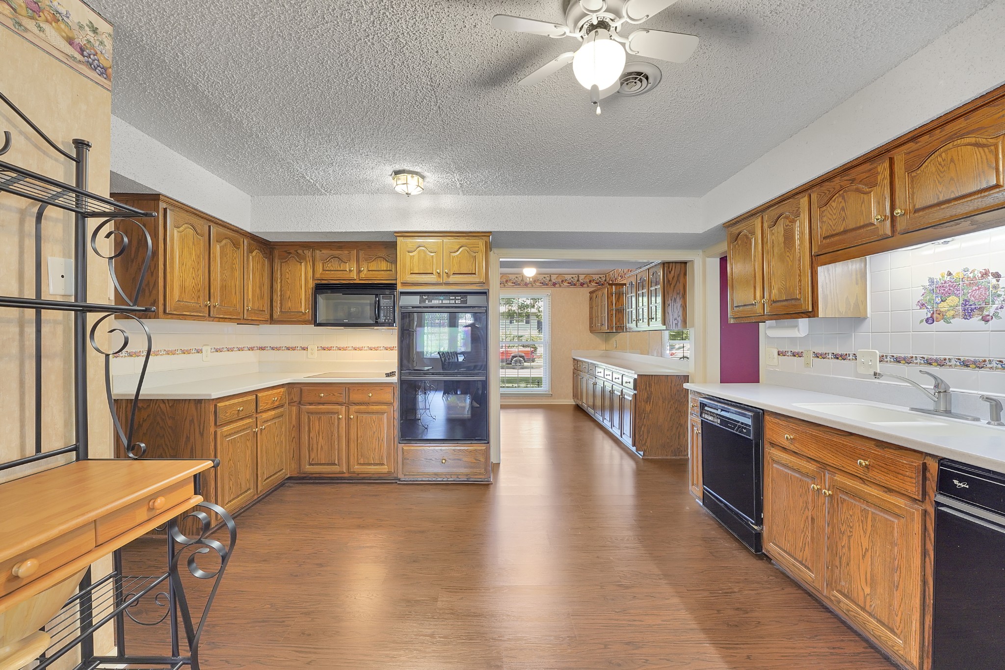 132 Clearlake Dr, E