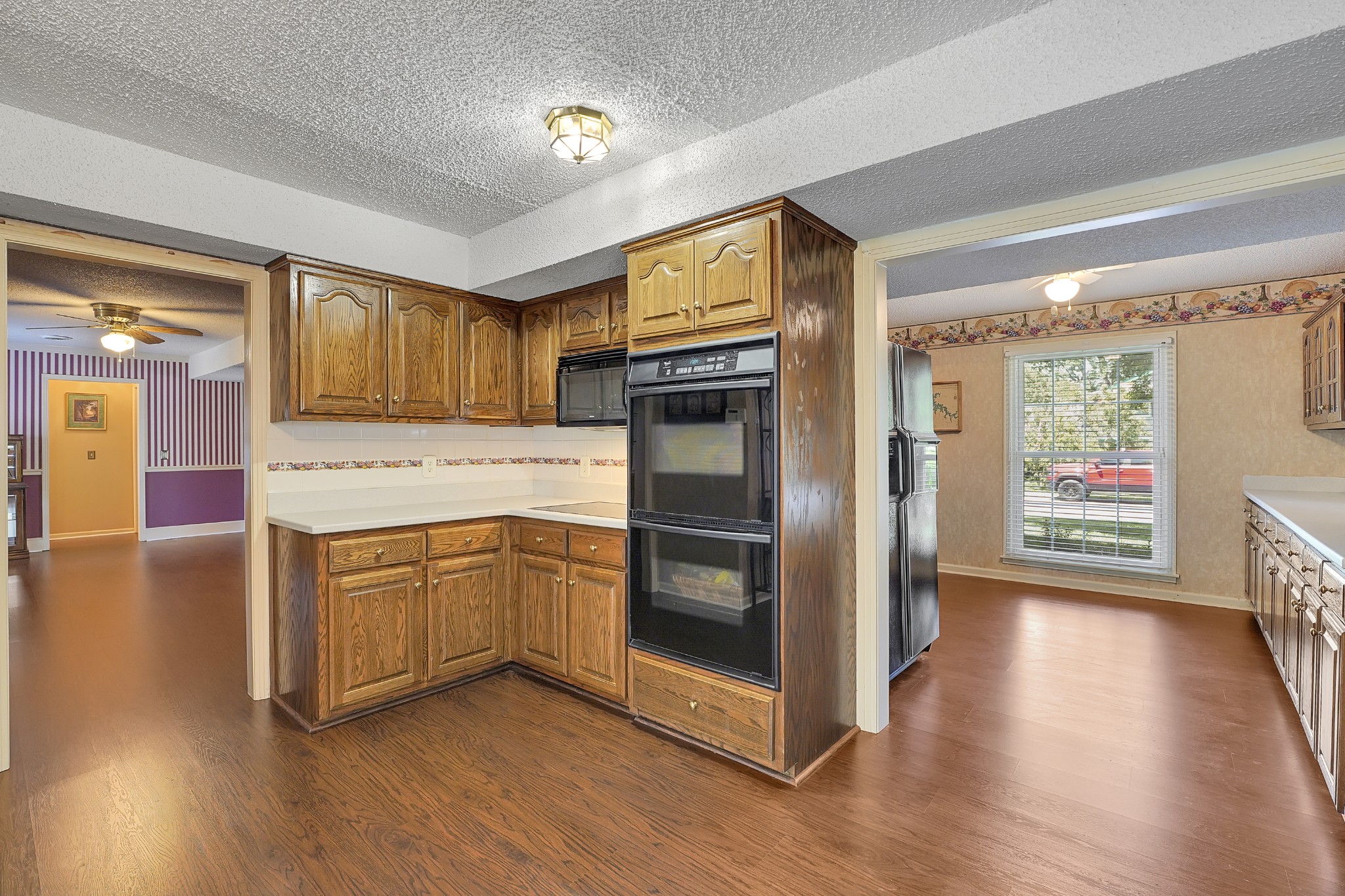 132 Clearlake Dr, E