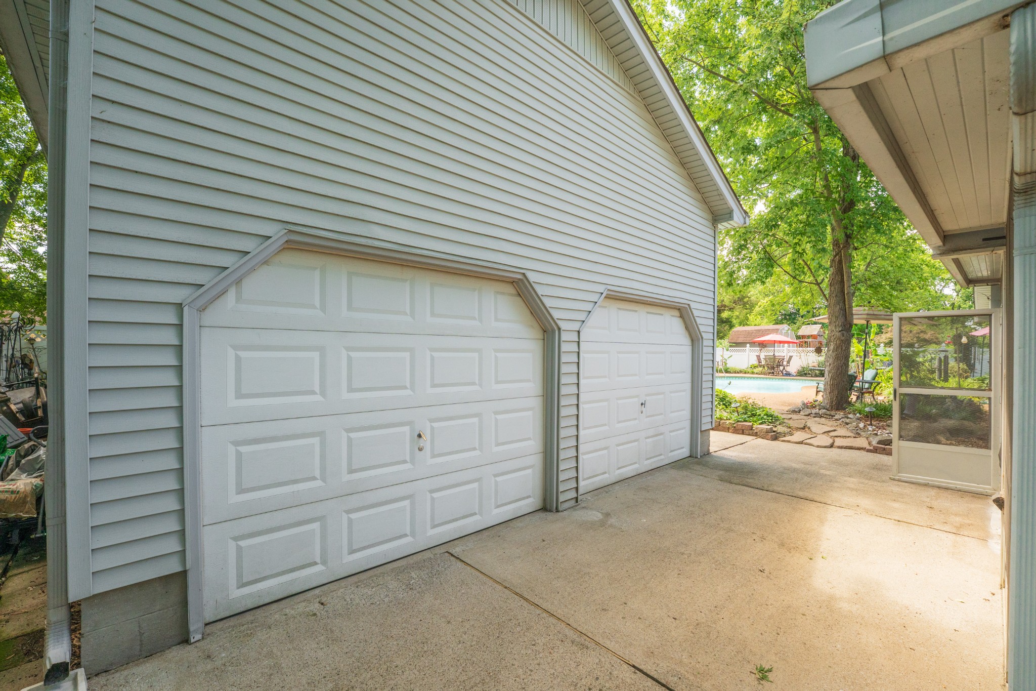 132 Clearlake Dr, E