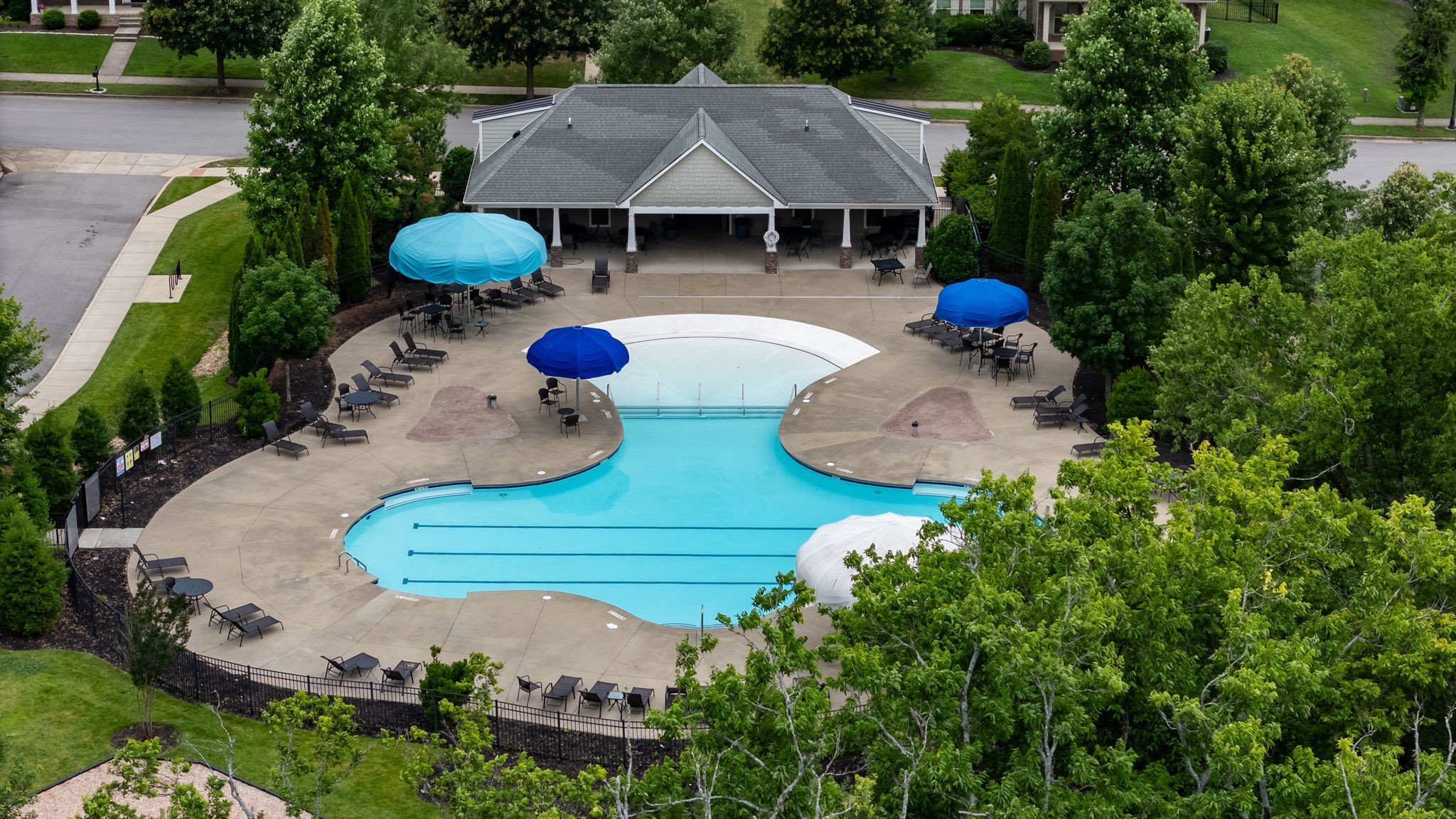 2060 Bushnell Farm Dr