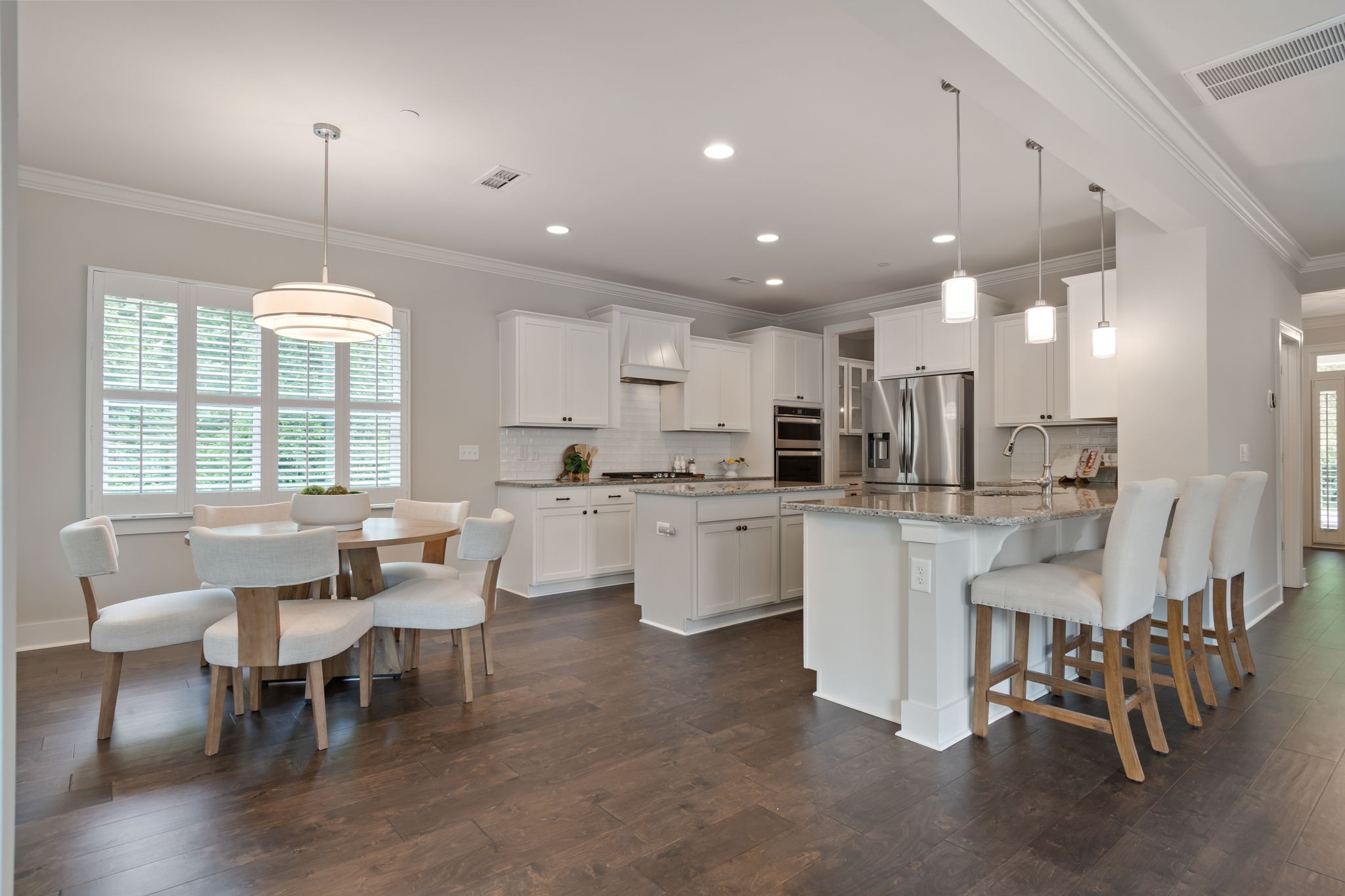 2060 Bushnell Farm Dr