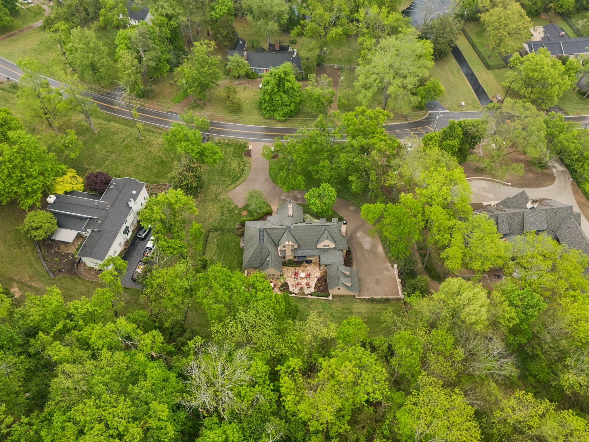 2127 Chickering