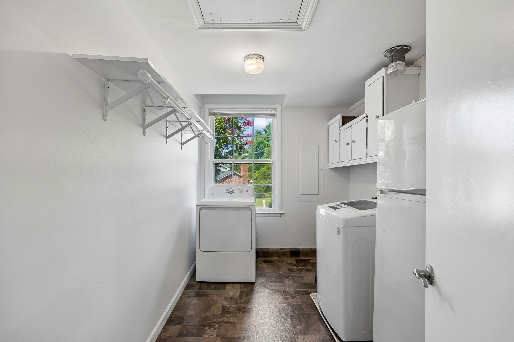 7404 Harness Dr