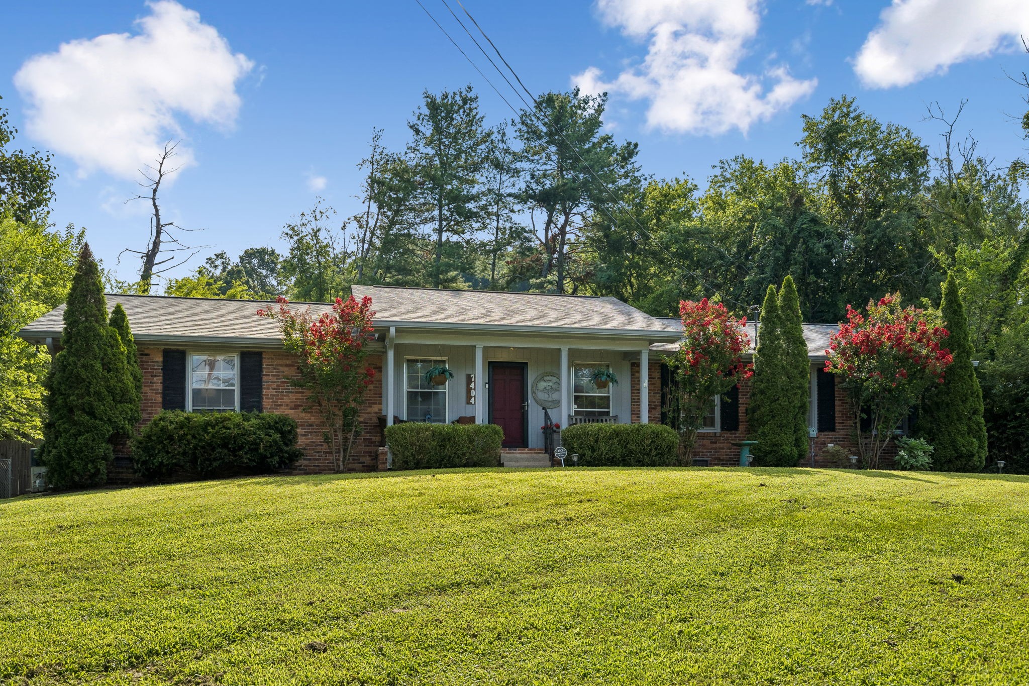 7404 Harness Dr