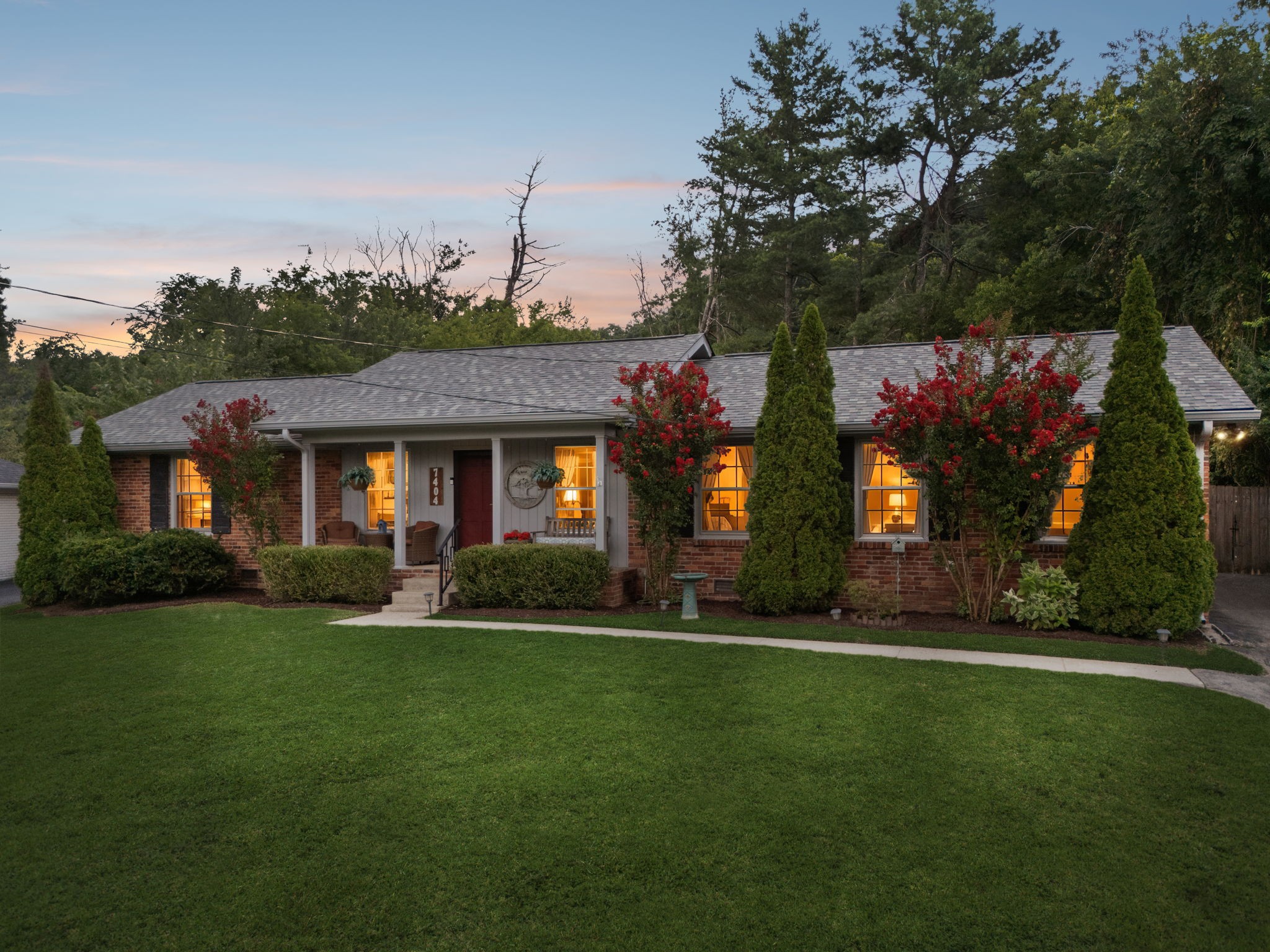 7404 Harness Dr