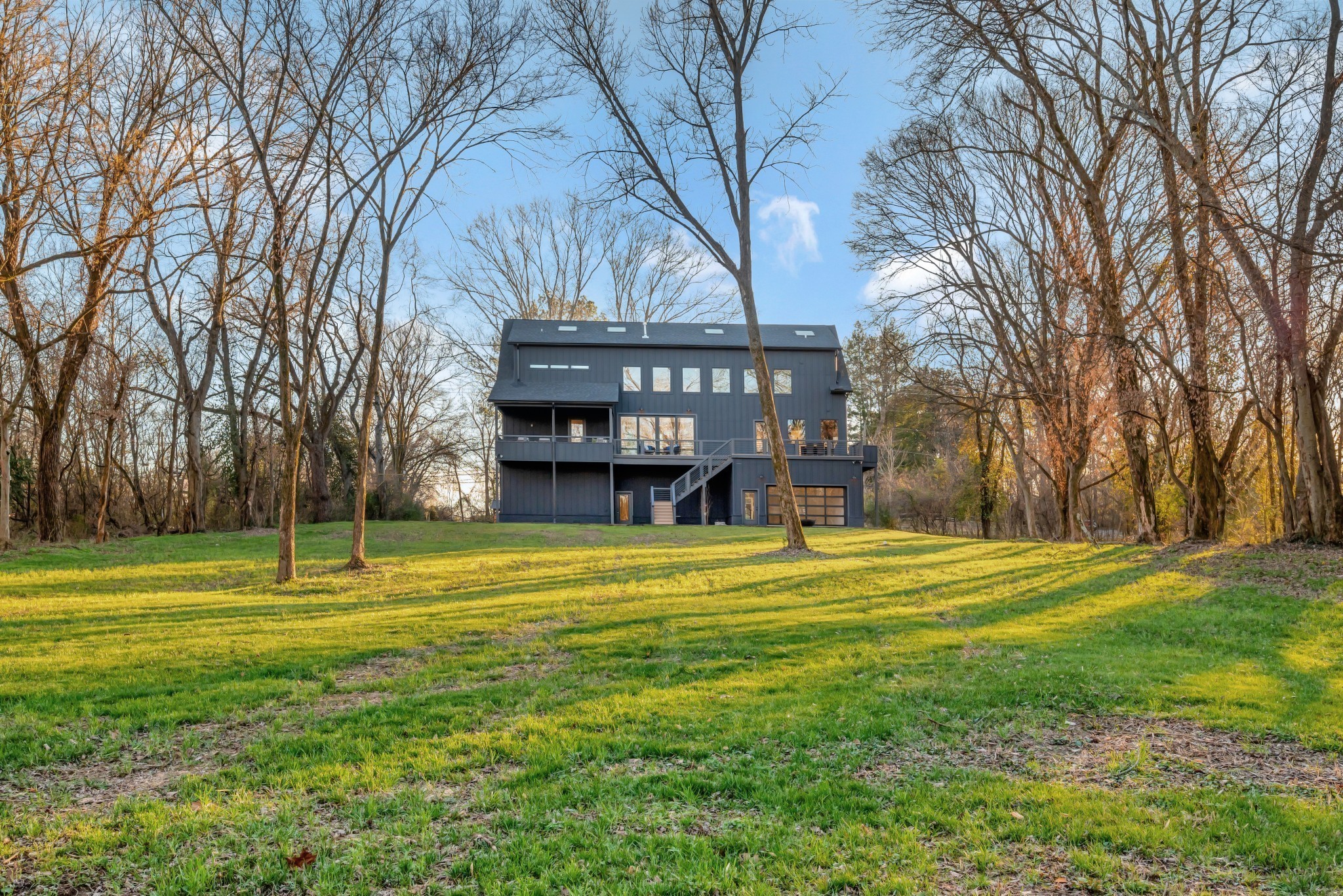 419 Lewisburg Ave