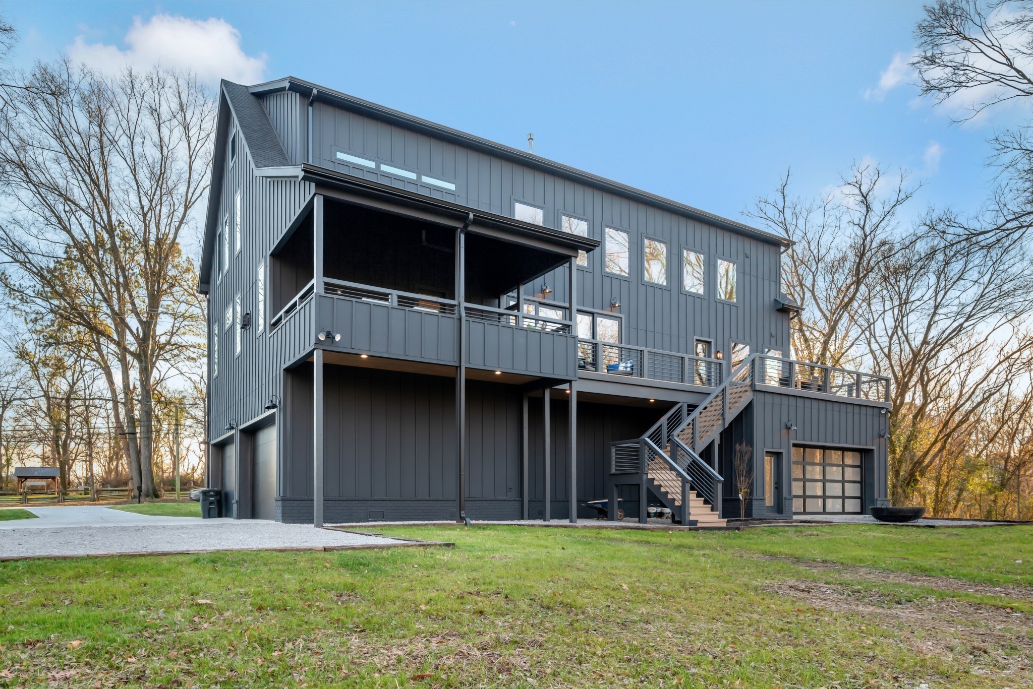419 Lewisburg Ave