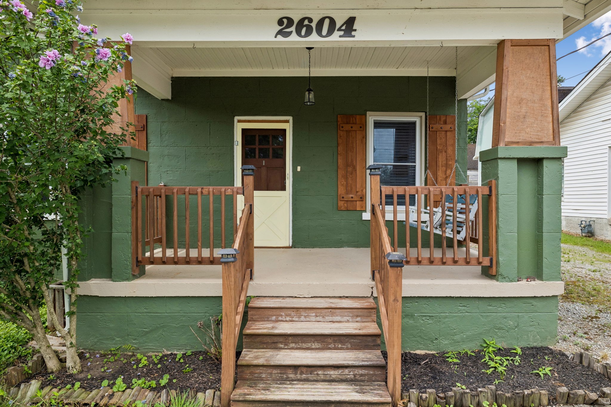 2604 Elliott Dr