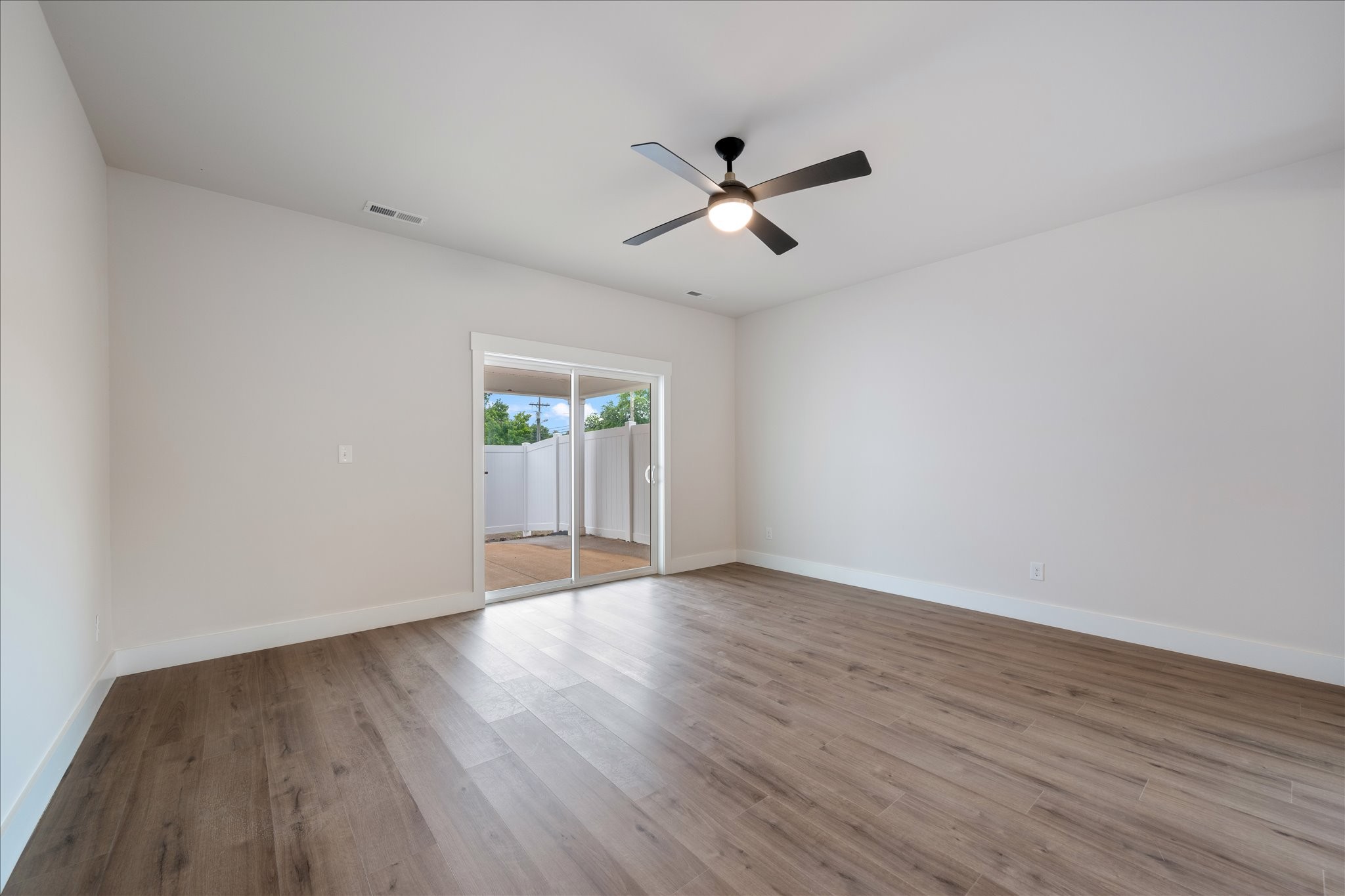 1323 Bradyville Pike Unit: A