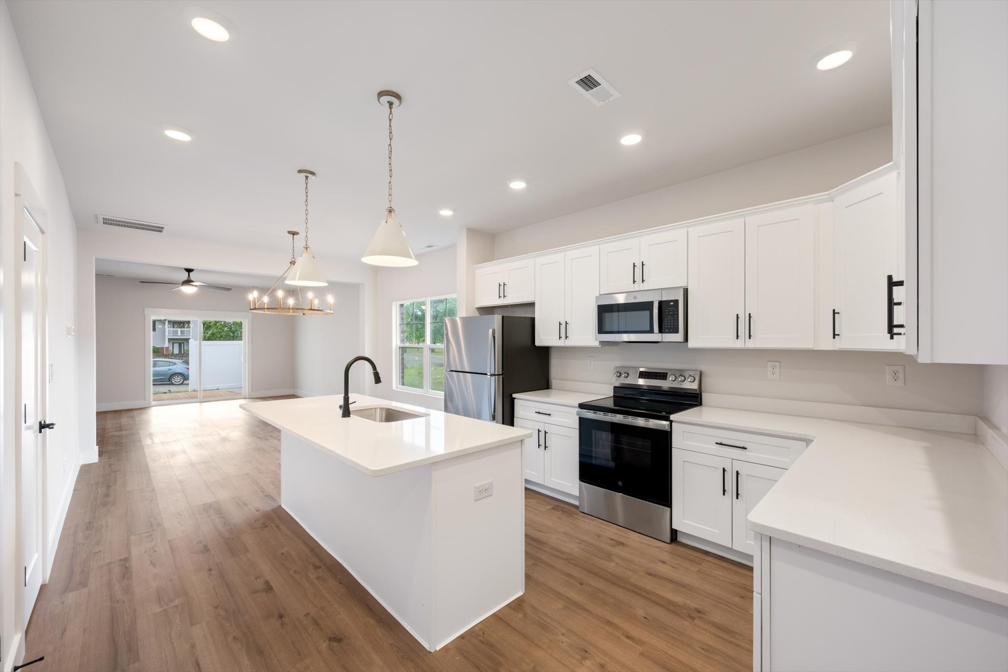1323 Bradyville Pike Unit: A