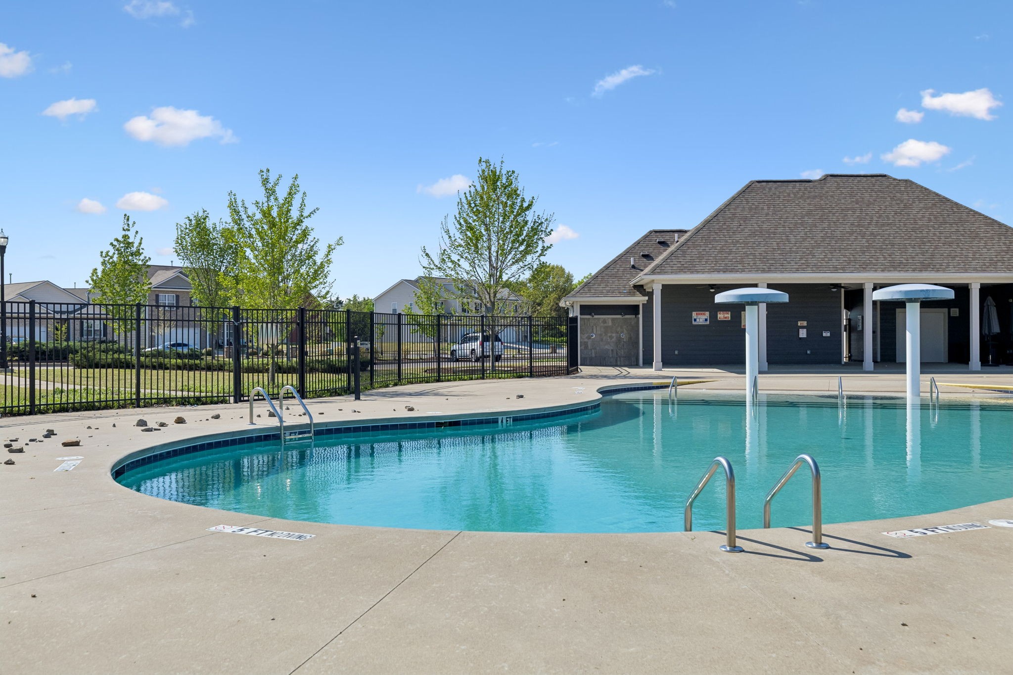 7647 Gunners Landing Dr