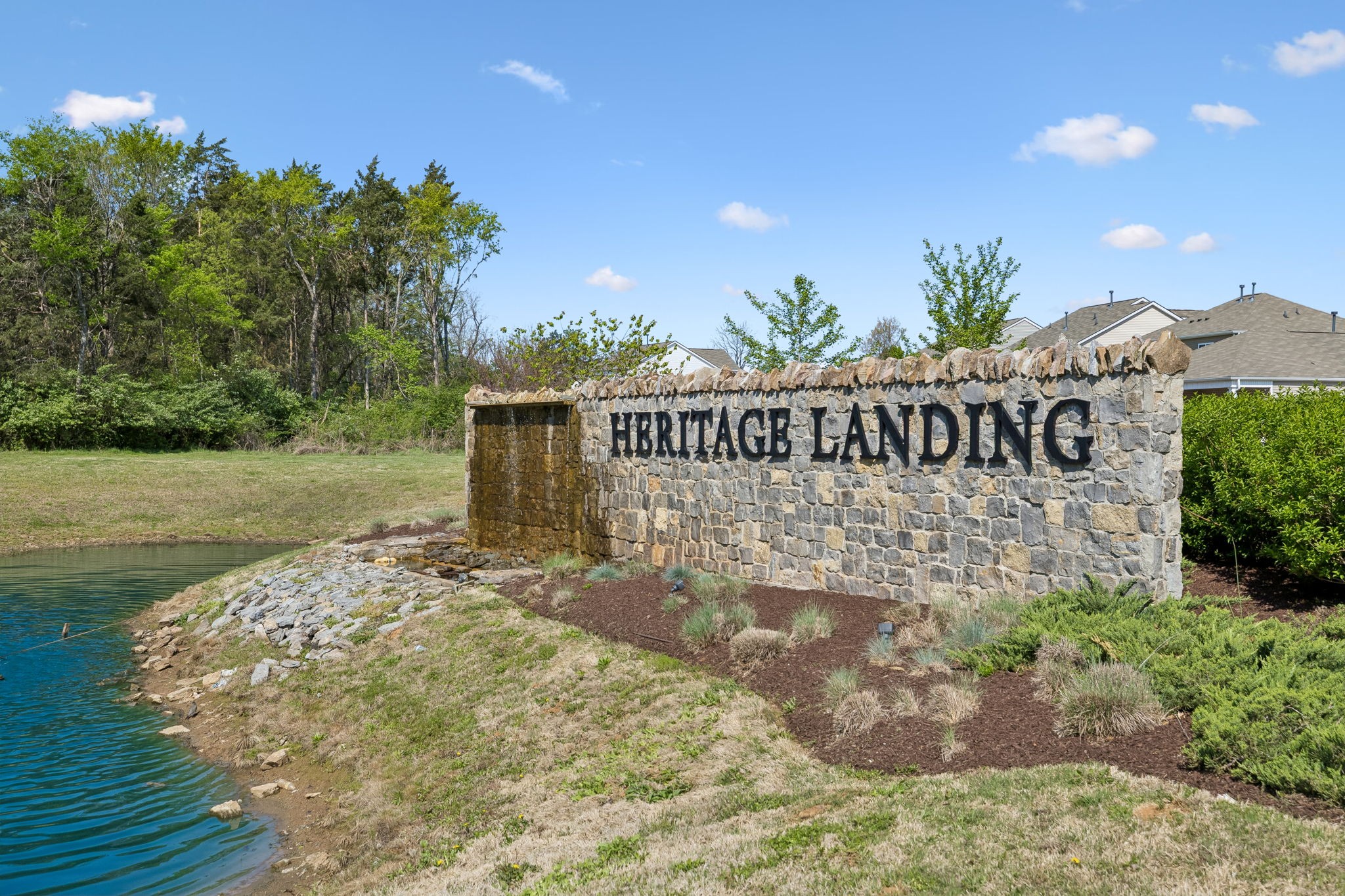 7647 Gunners Landing Dr