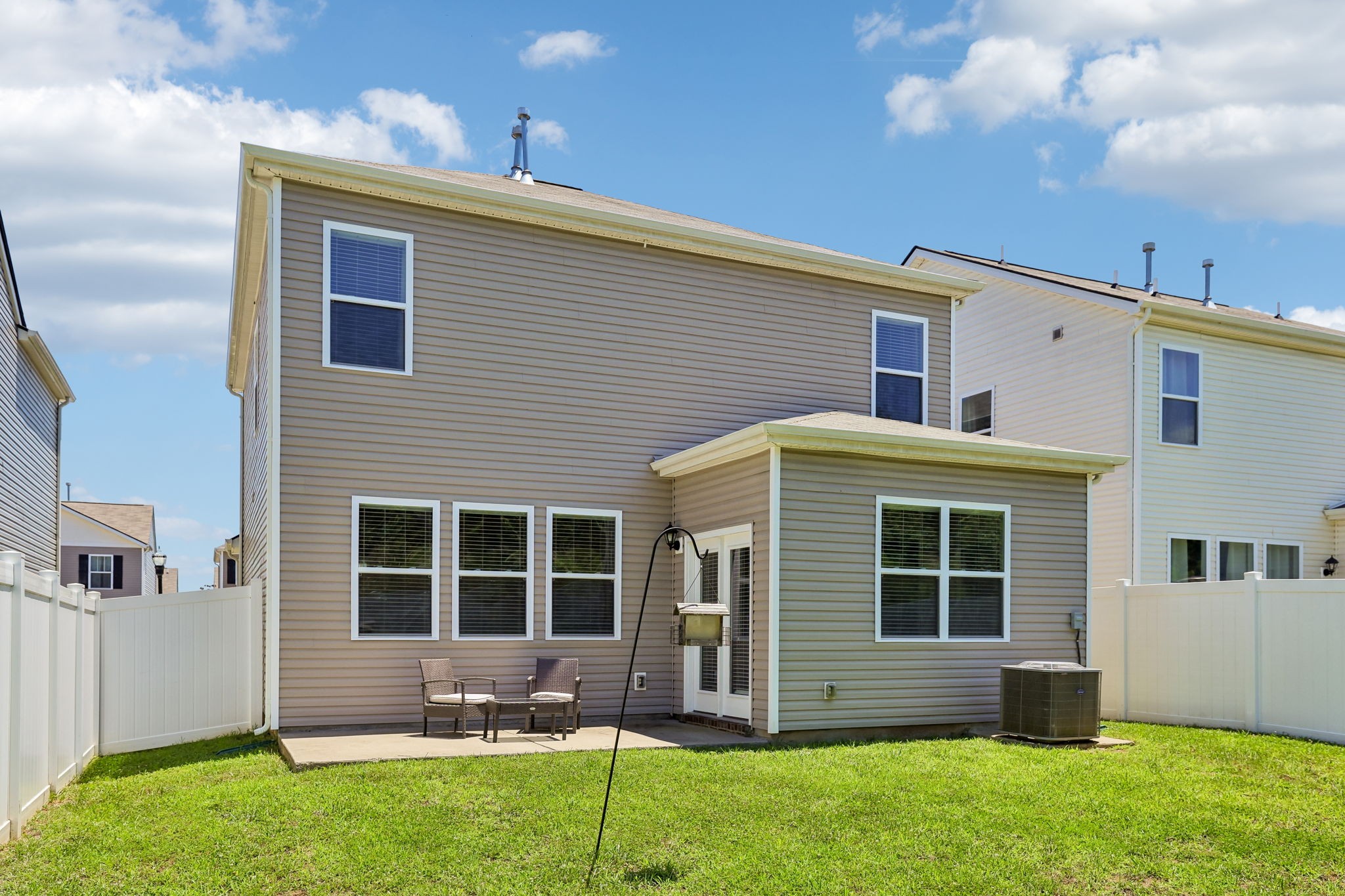 7647 Gunners Landing Dr