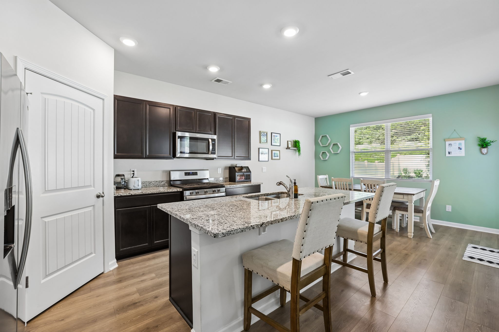 7647 Gunners Landing Dr