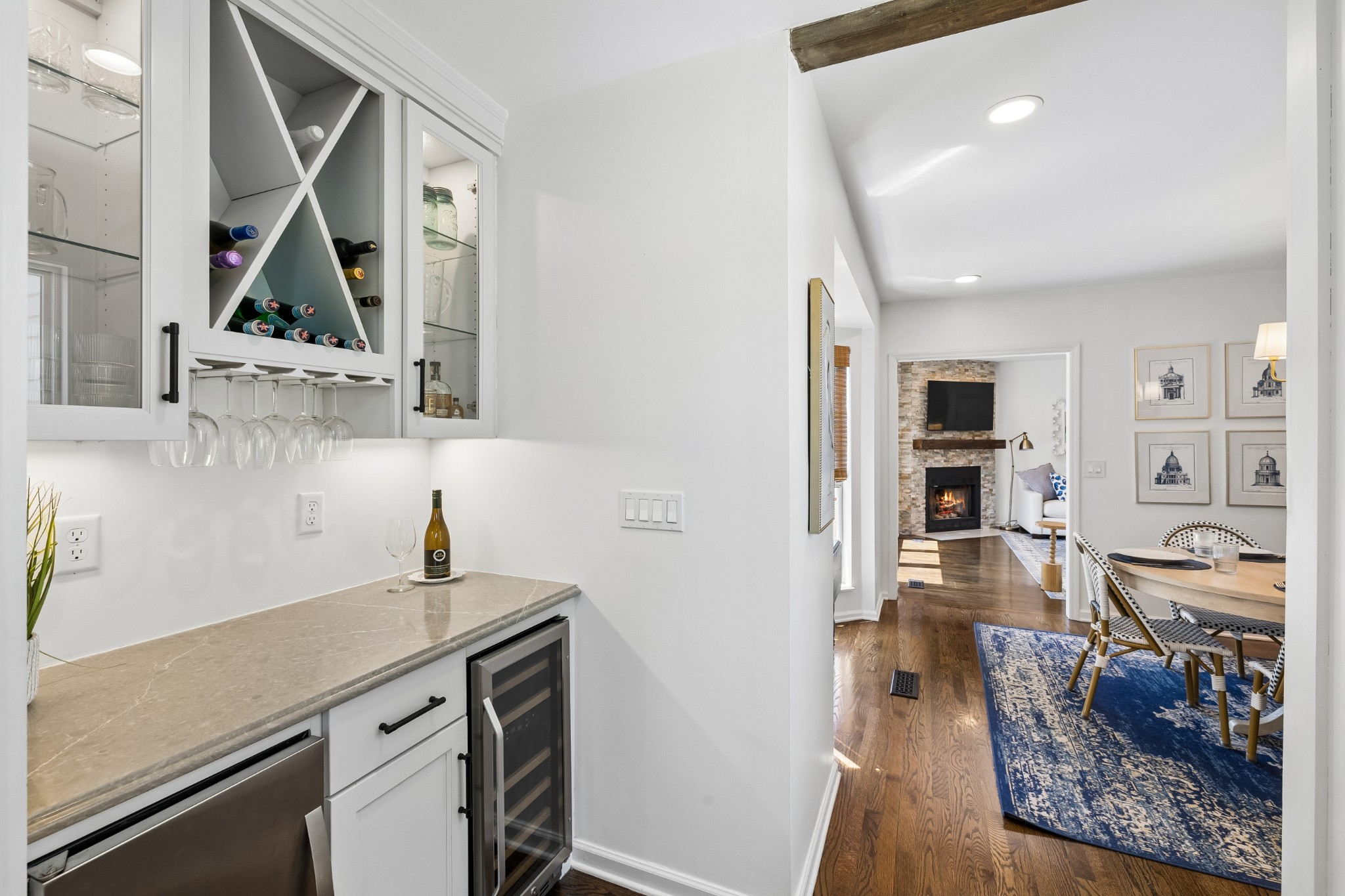 552 Overview Ln