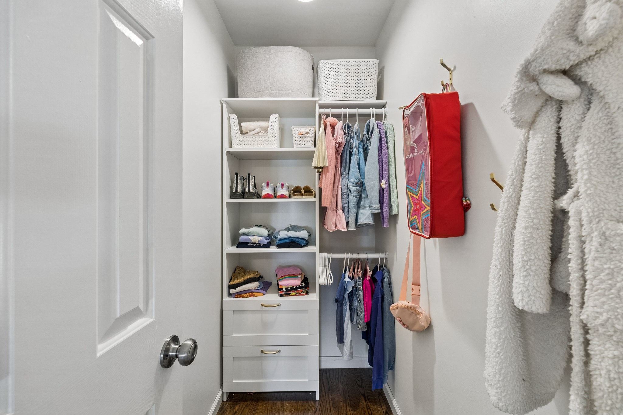 552 Overview Ln