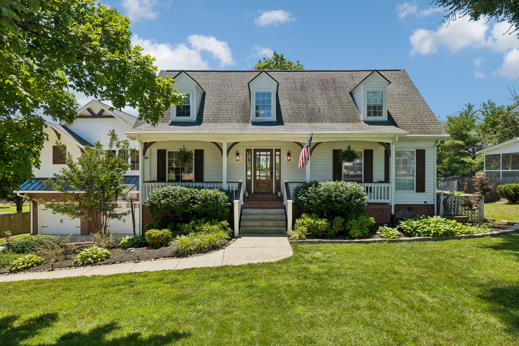 552 Overview Ln