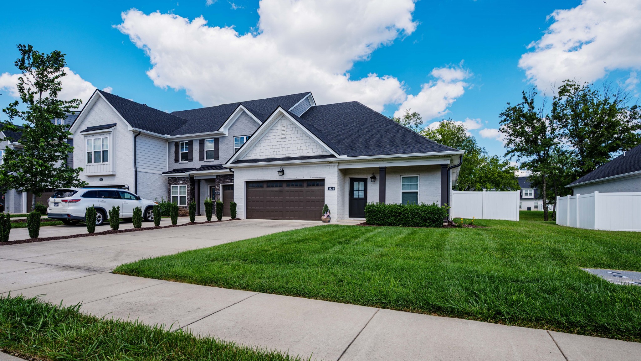 3520 Pershing Dr
