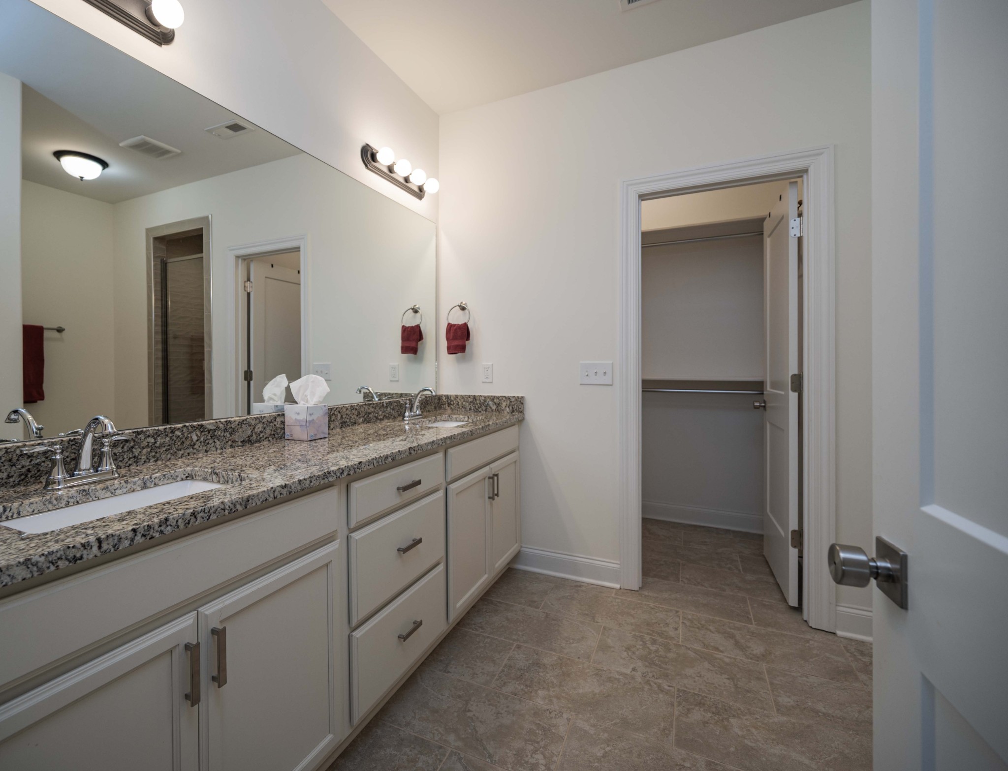 3520 Pershing Dr