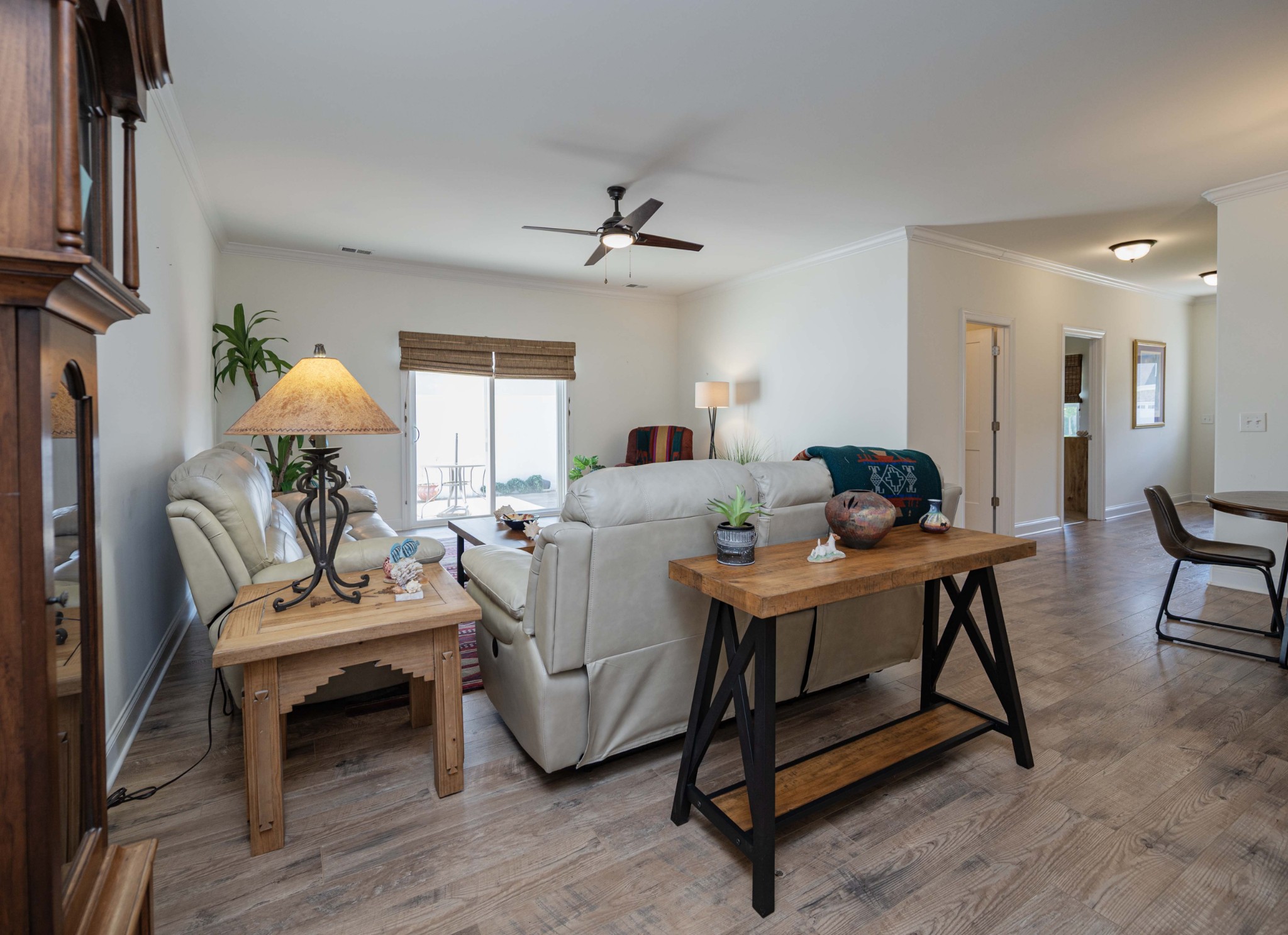 3520 Pershing Dr
