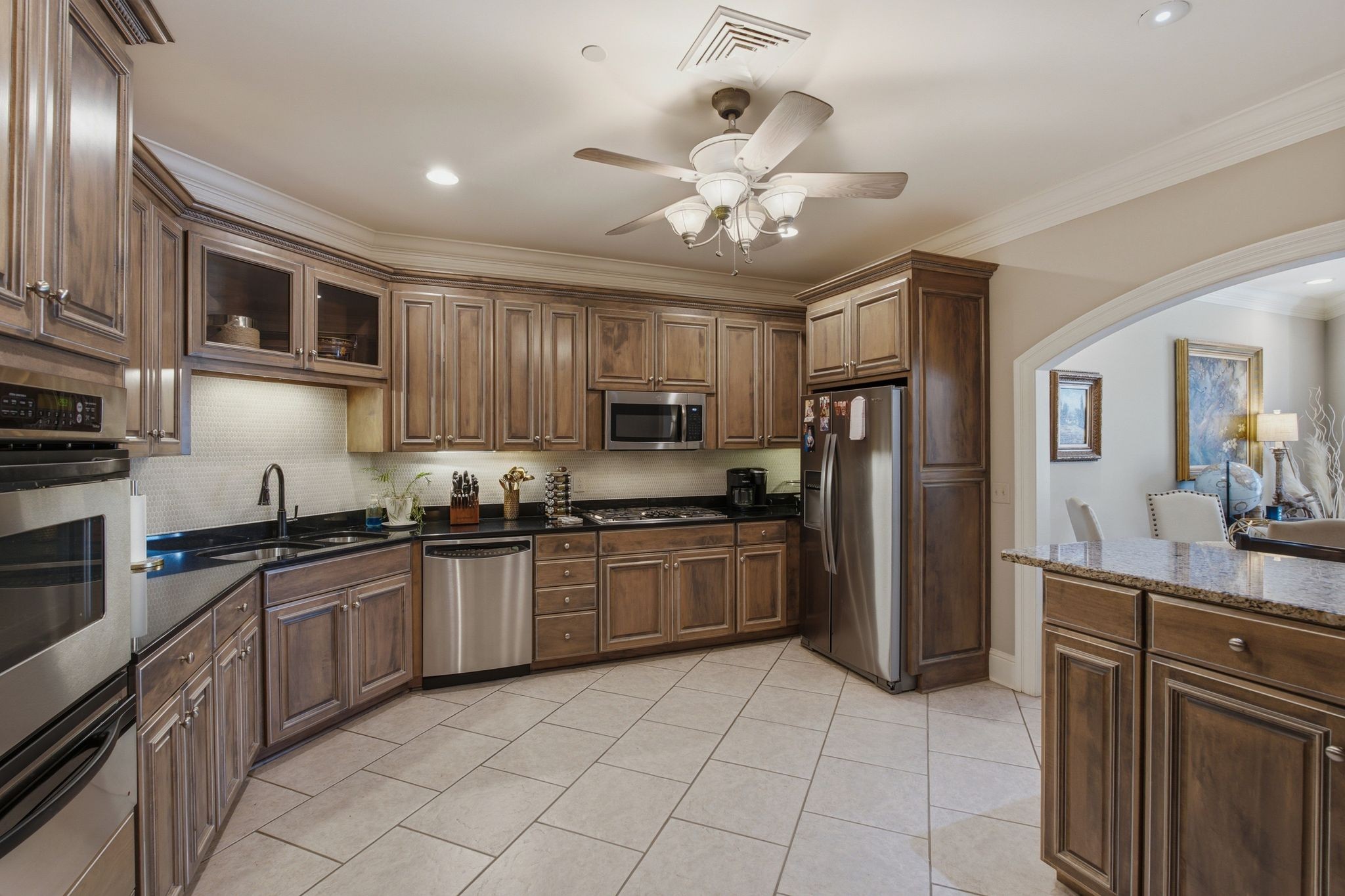 4000 West End Ave Unit: 101