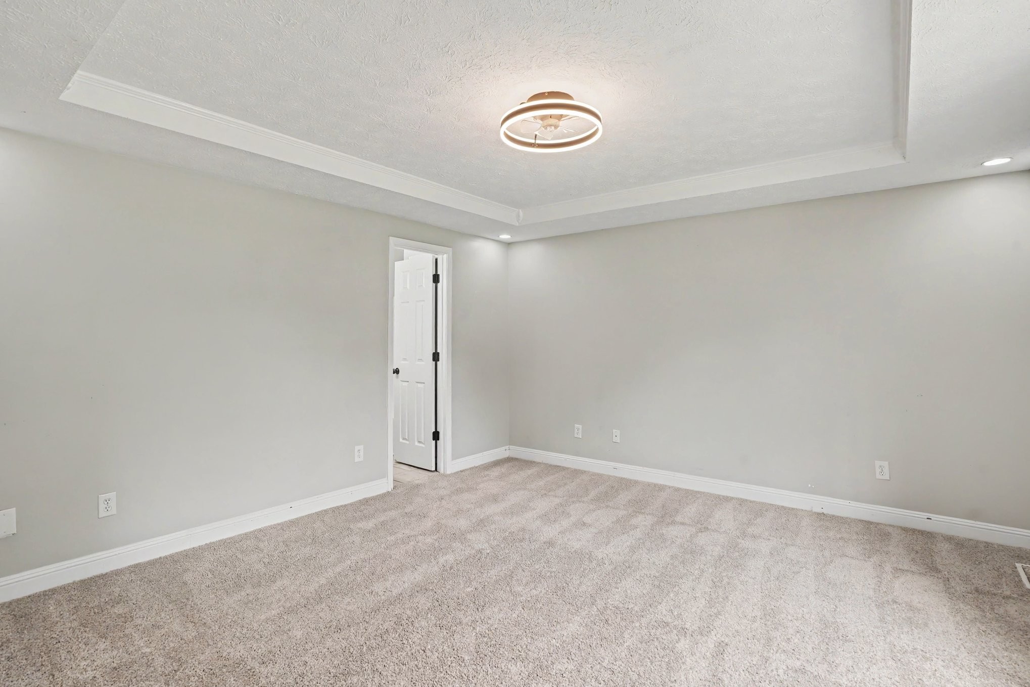 187 S Palmers Chapel Rd