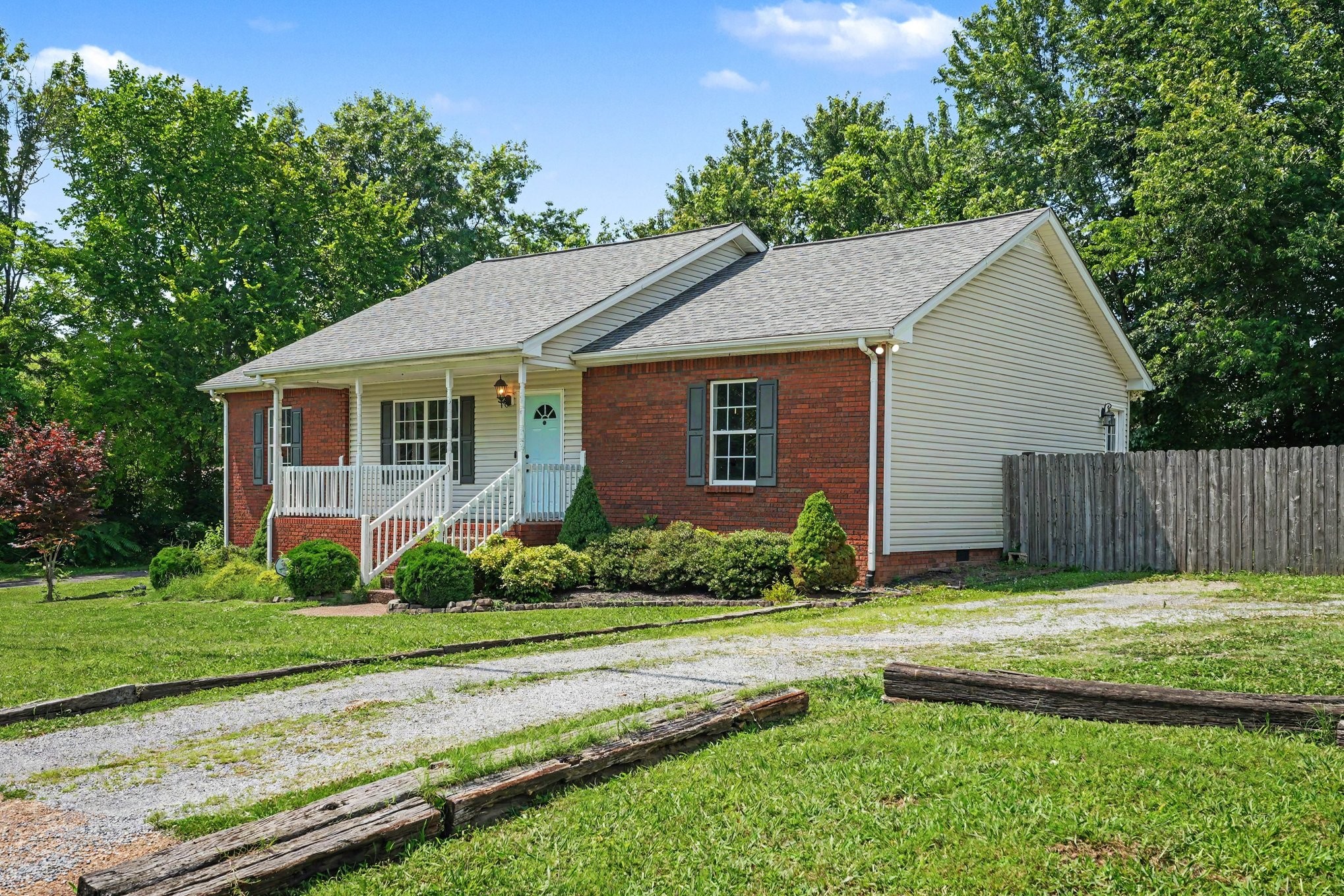 187 S Palmers Chapel Rd