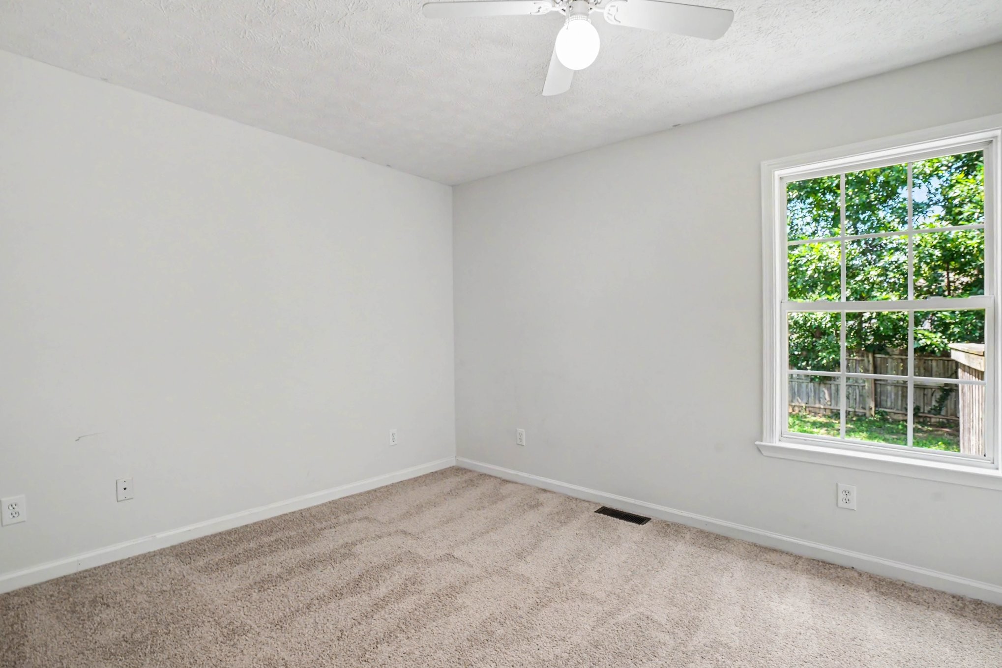 187 S Palmers Chapel Rd