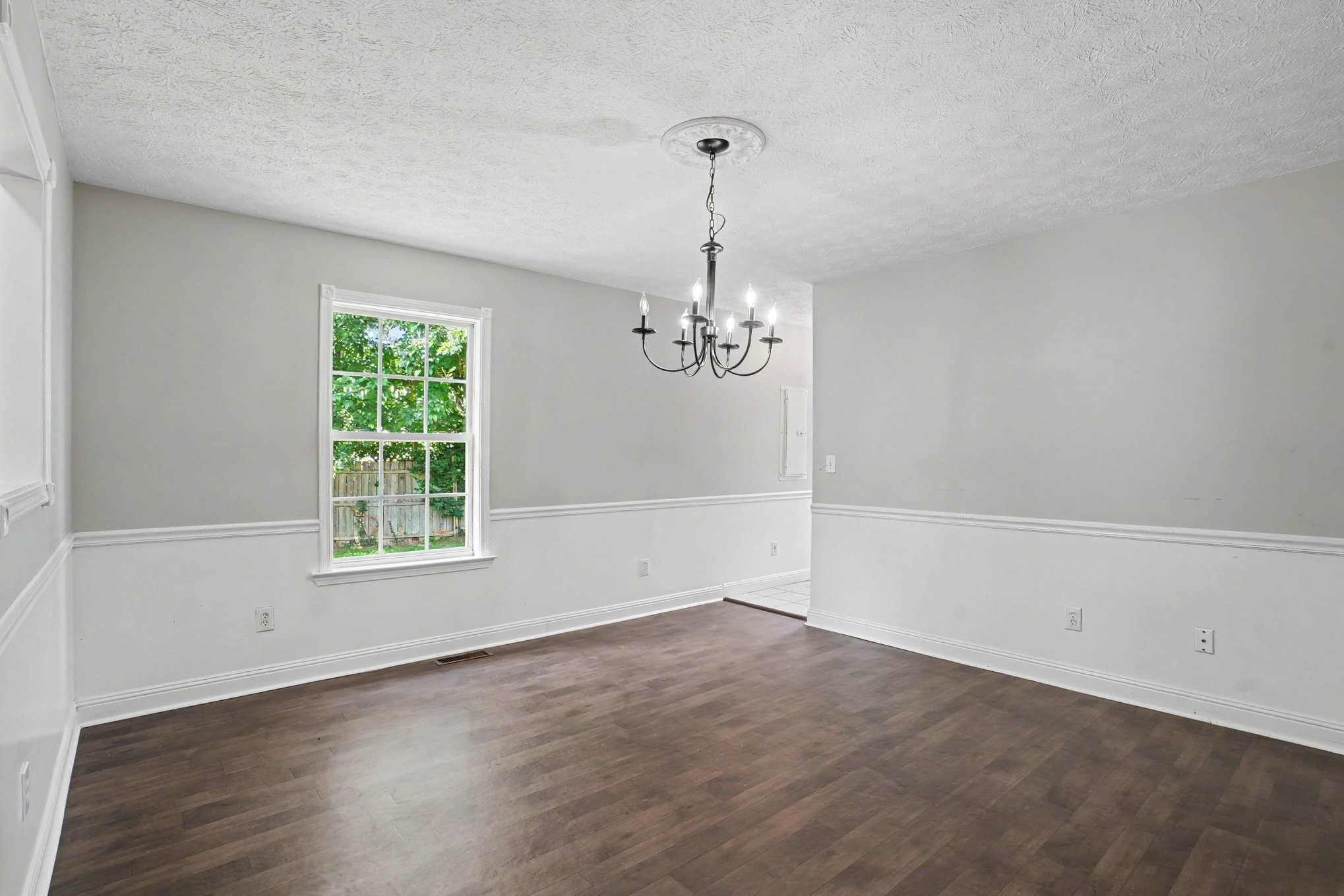 187 S Palmers Chapel Rd