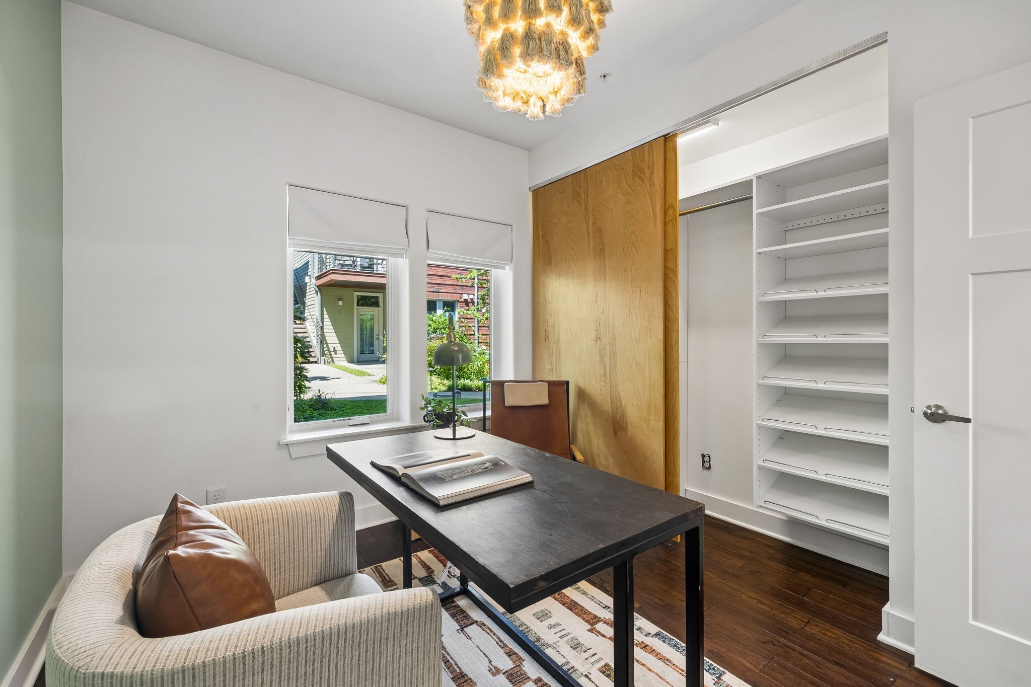 1325 5th Ave, N Unit: 4