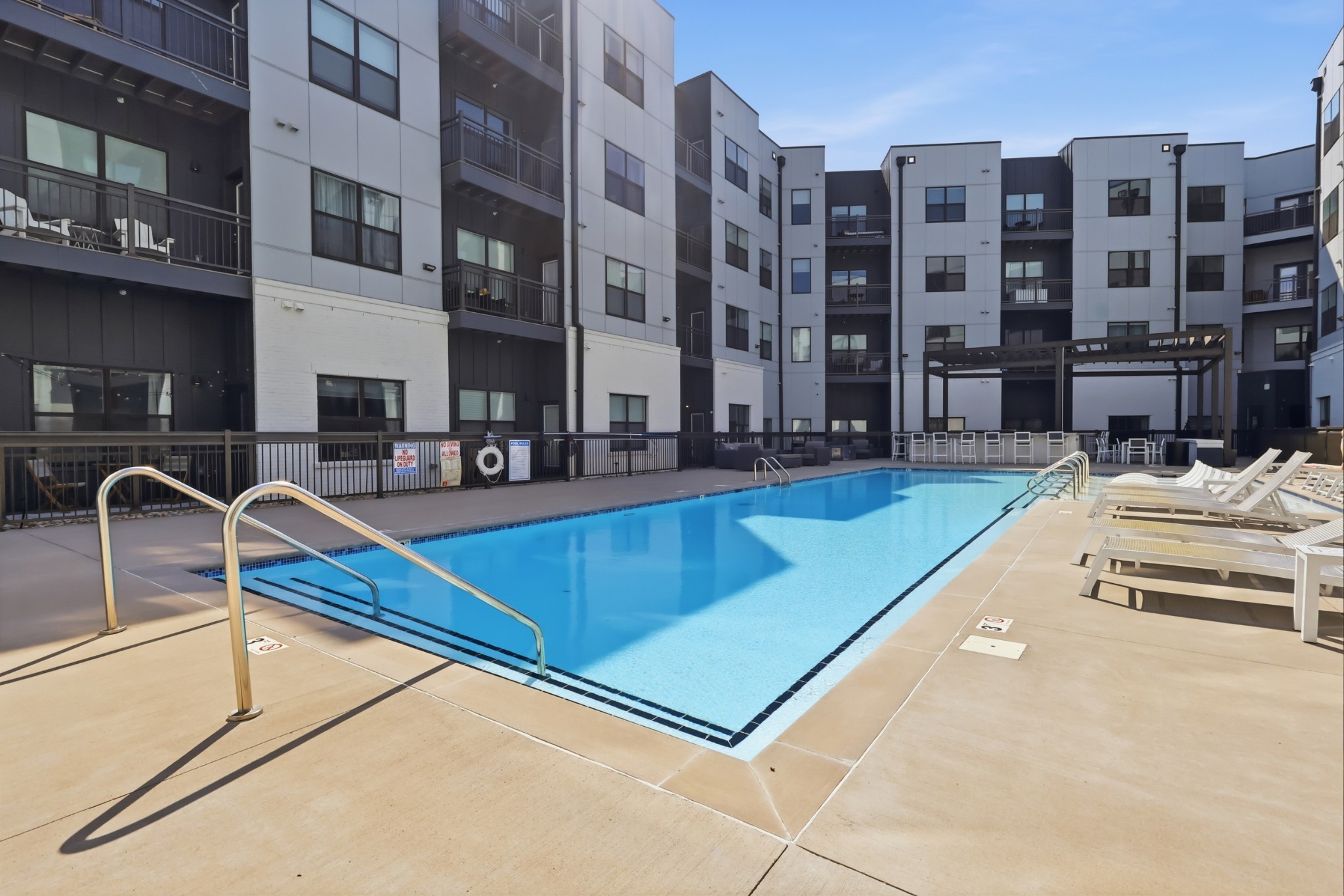 1677 54th Ave, N Unit: 320
