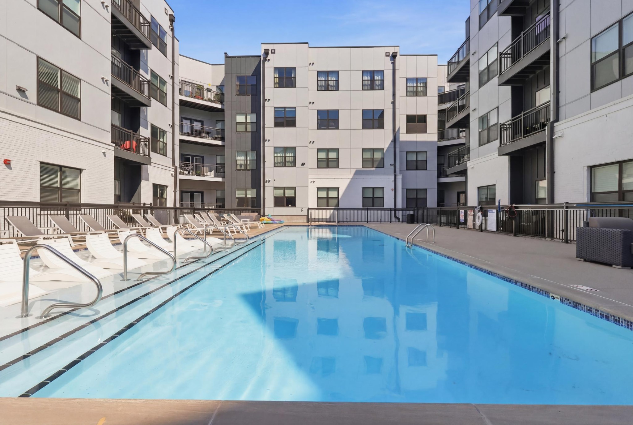 1677 54th Ave, N Unit: 320