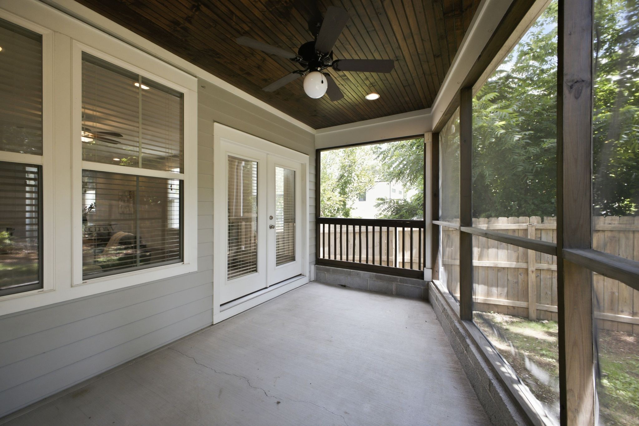 557A Hamilton Ave
