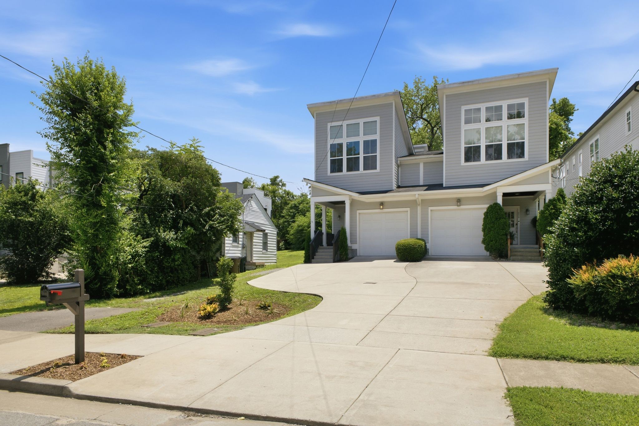 557A Hamilton Ave